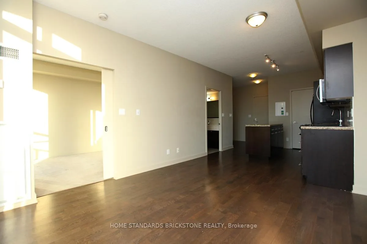 Photo 3 of Unit 2506, 126 Simcoe Street, Toronto, Waterfront Communities — HOMEH