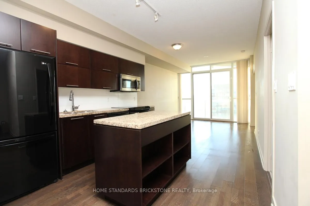 Photo 4 of Unit 2506, 126 Simcoe Street, Toronto, Waterfront Communities — HOMEH