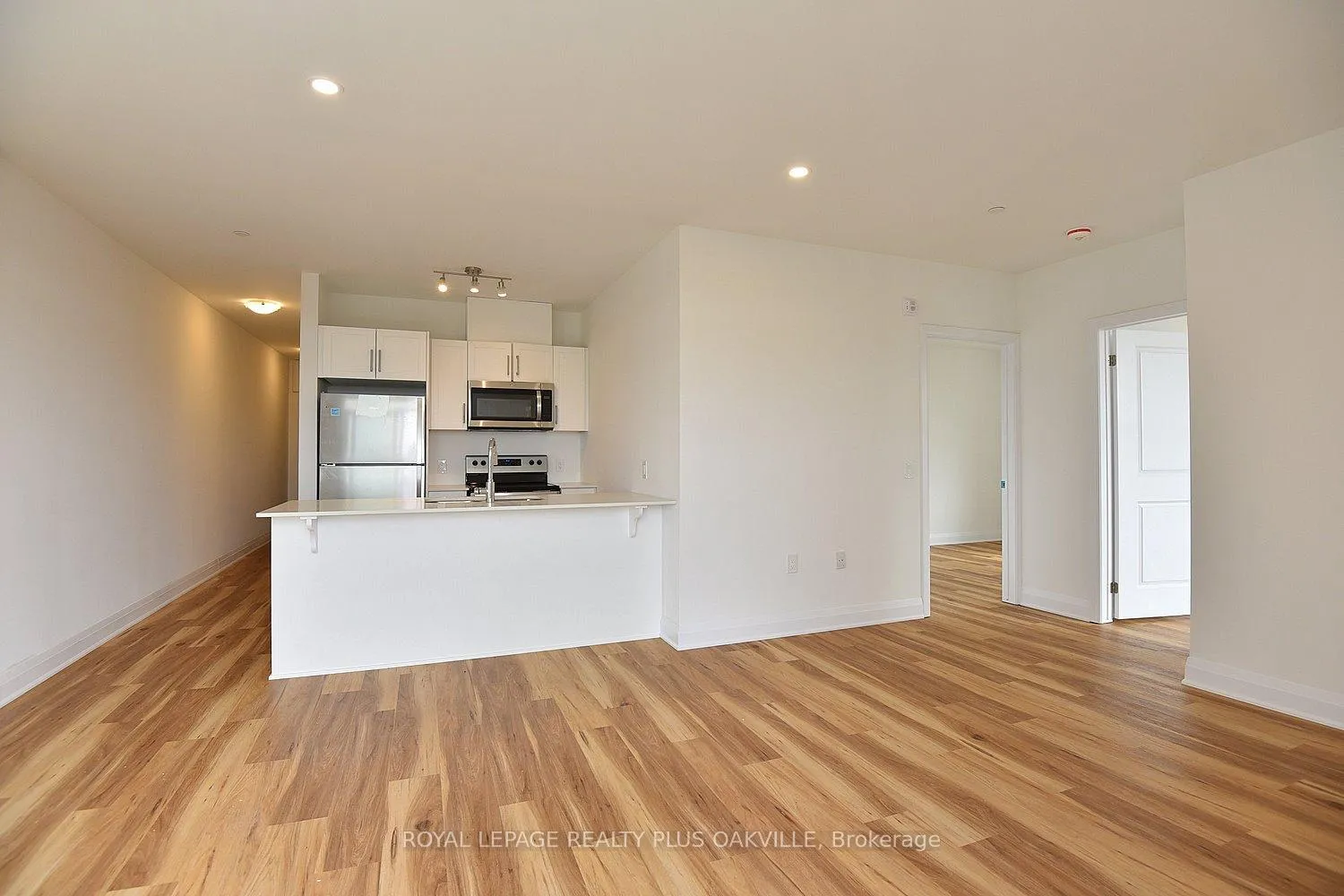 Photo 6 of Unit 519, 1936 Rymal Road E, Hamilton, Stoney Creek Mountain — HOMEH