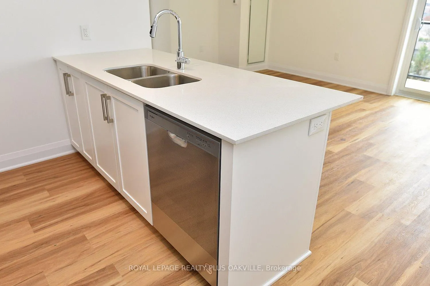 Photo 13 of Unit 519, 1936 Rymal Road E, Hamilton, Stoney Creek Mountain — HOMEH