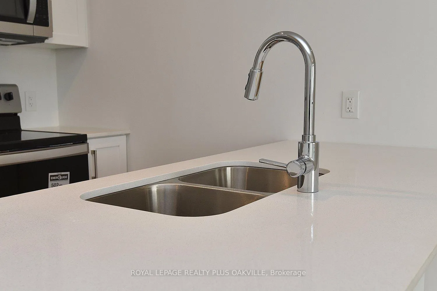 Photo 15 of Unit 519, 1936 Rymal Road E, Hamilton, Stoney Creek Mountain — HOMEH