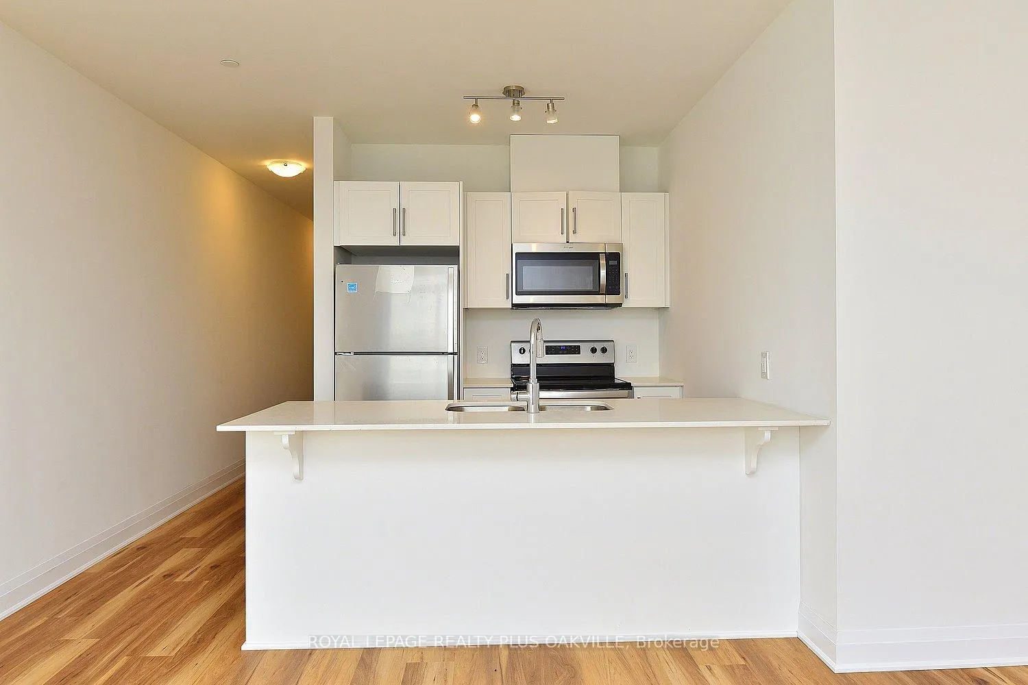 Photo 16 of Unit 519, 1936 Rymal Road E, Hamilton, Stoney Creek Mountain — HOMEH