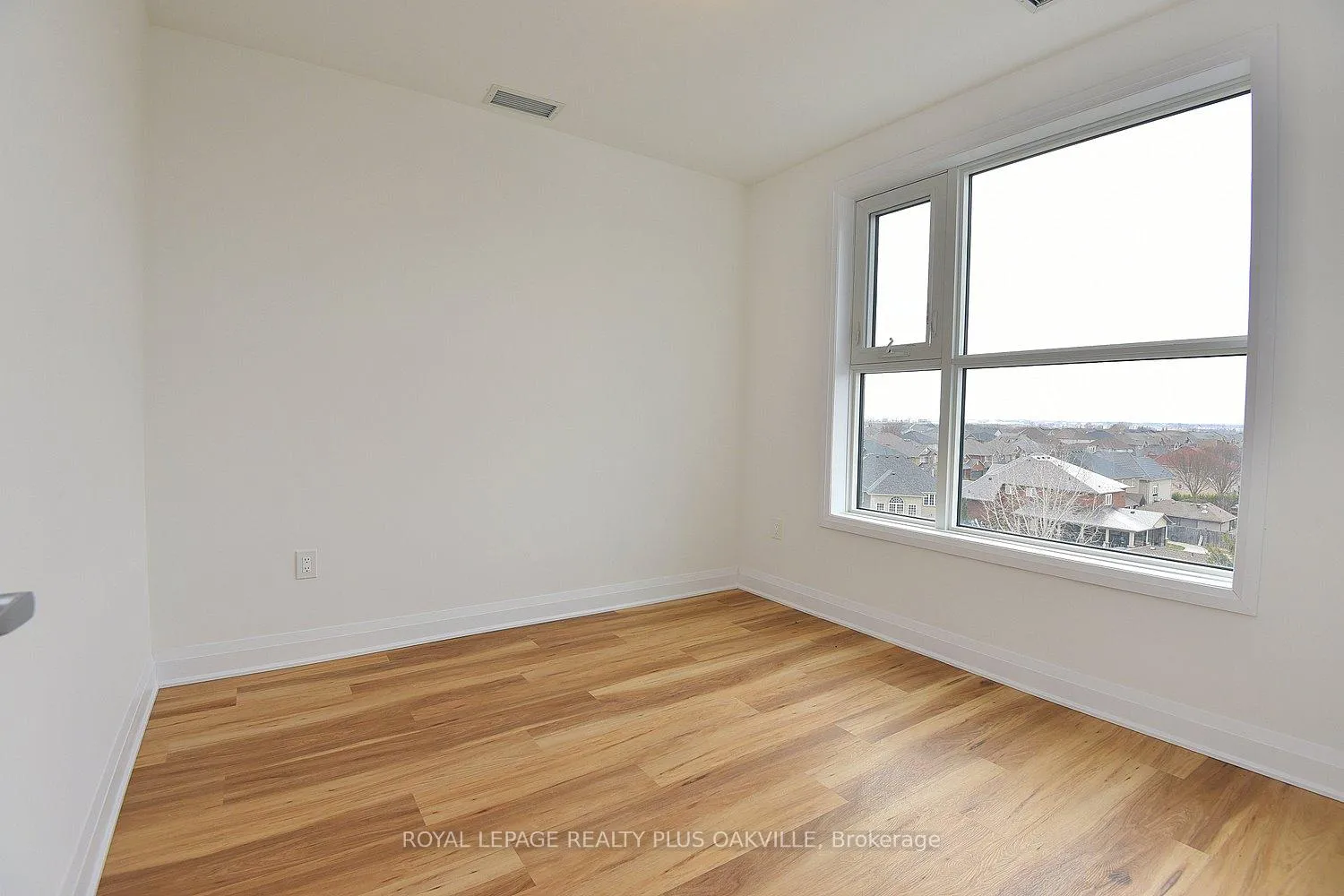 Photo 28 of Unit 519, 1936 Rymal Road E, Hamilton, Stoney Creek Mountain — HOMEH