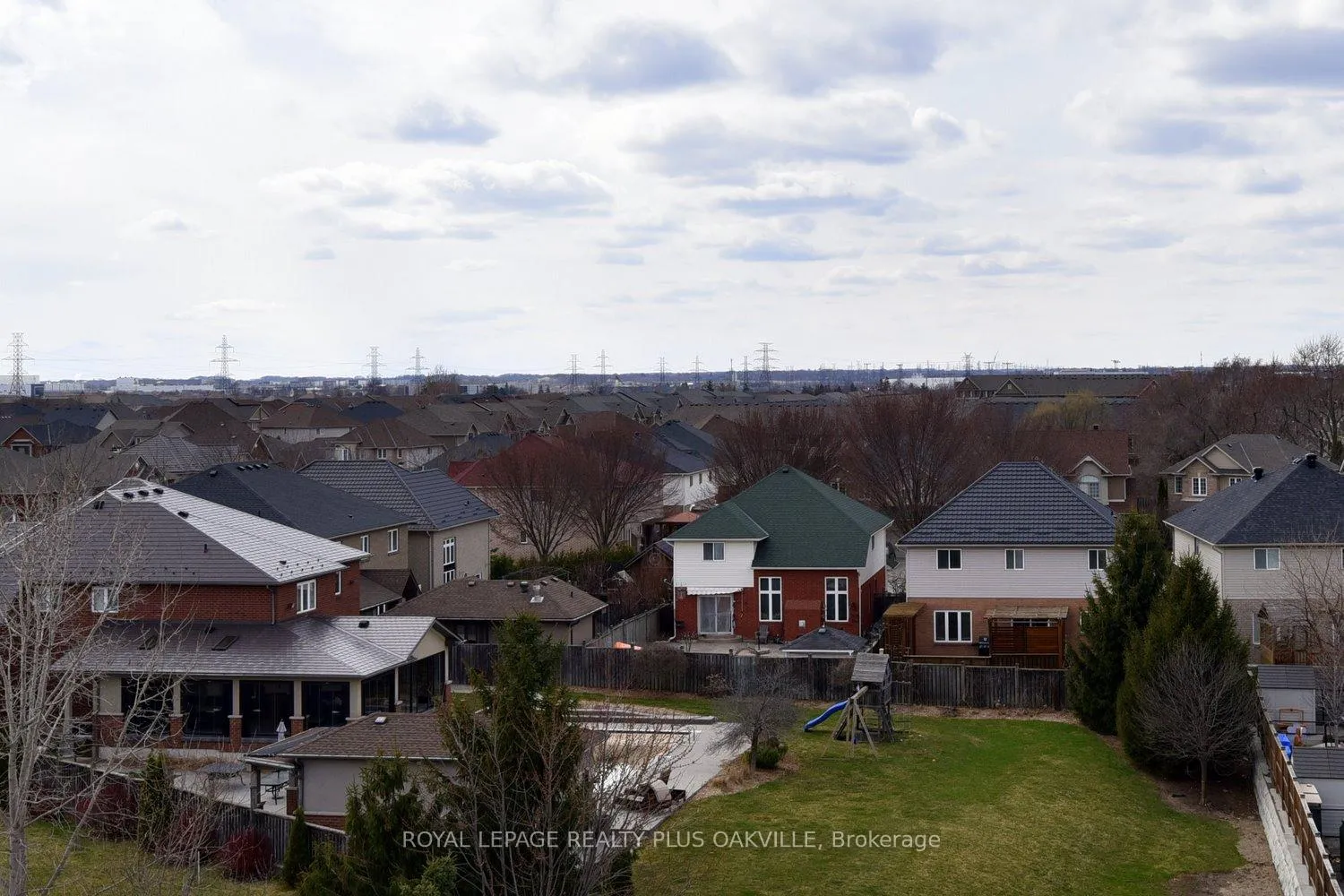 Photo 36 of Unit 519, 1936 Rymal Road E, Hamilton, Stoney Creek Mountain — HOMEH