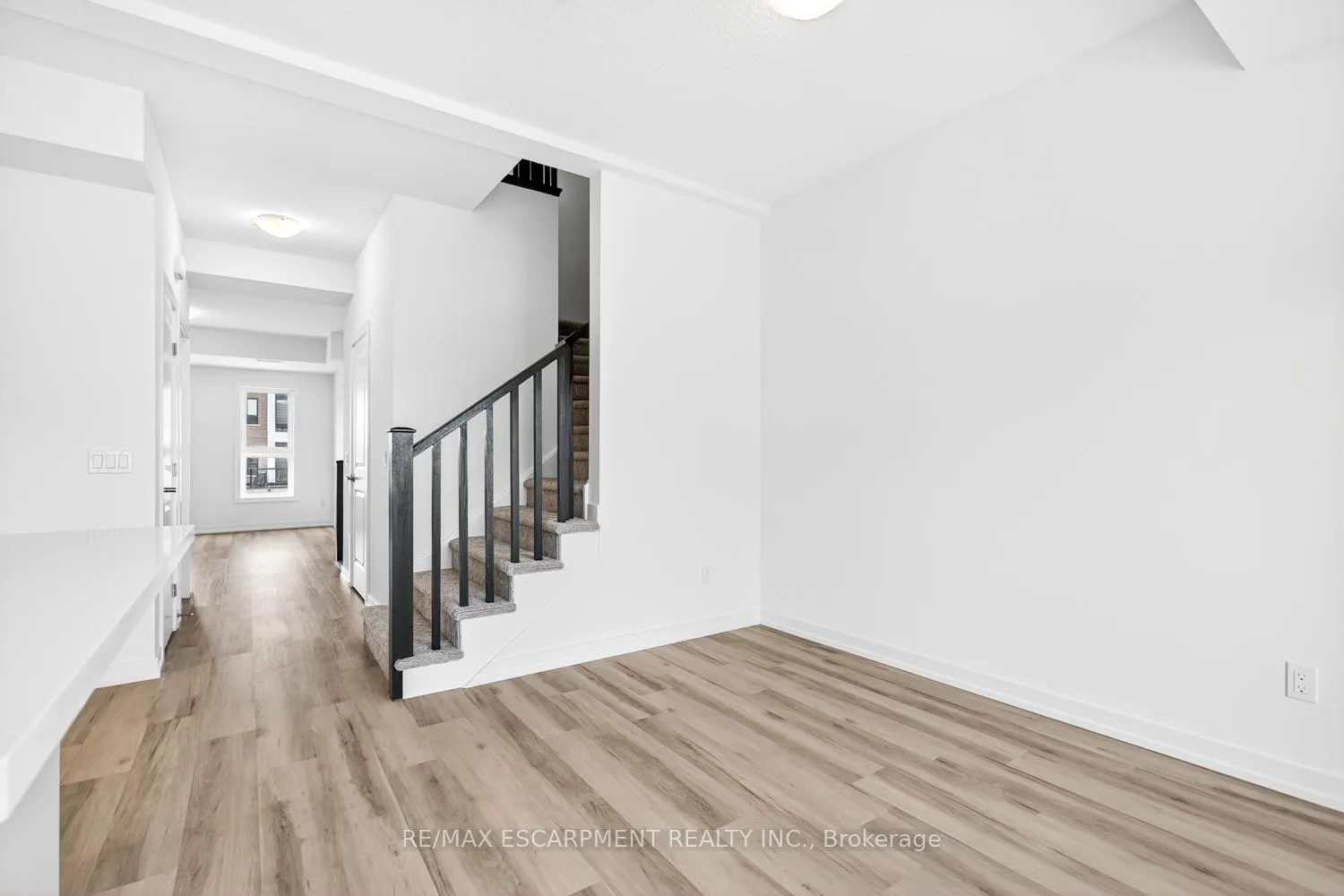 Photo 17 of Unit 37, 70 Kenesky Drive, Hamilton, Waterdown — HOMEH