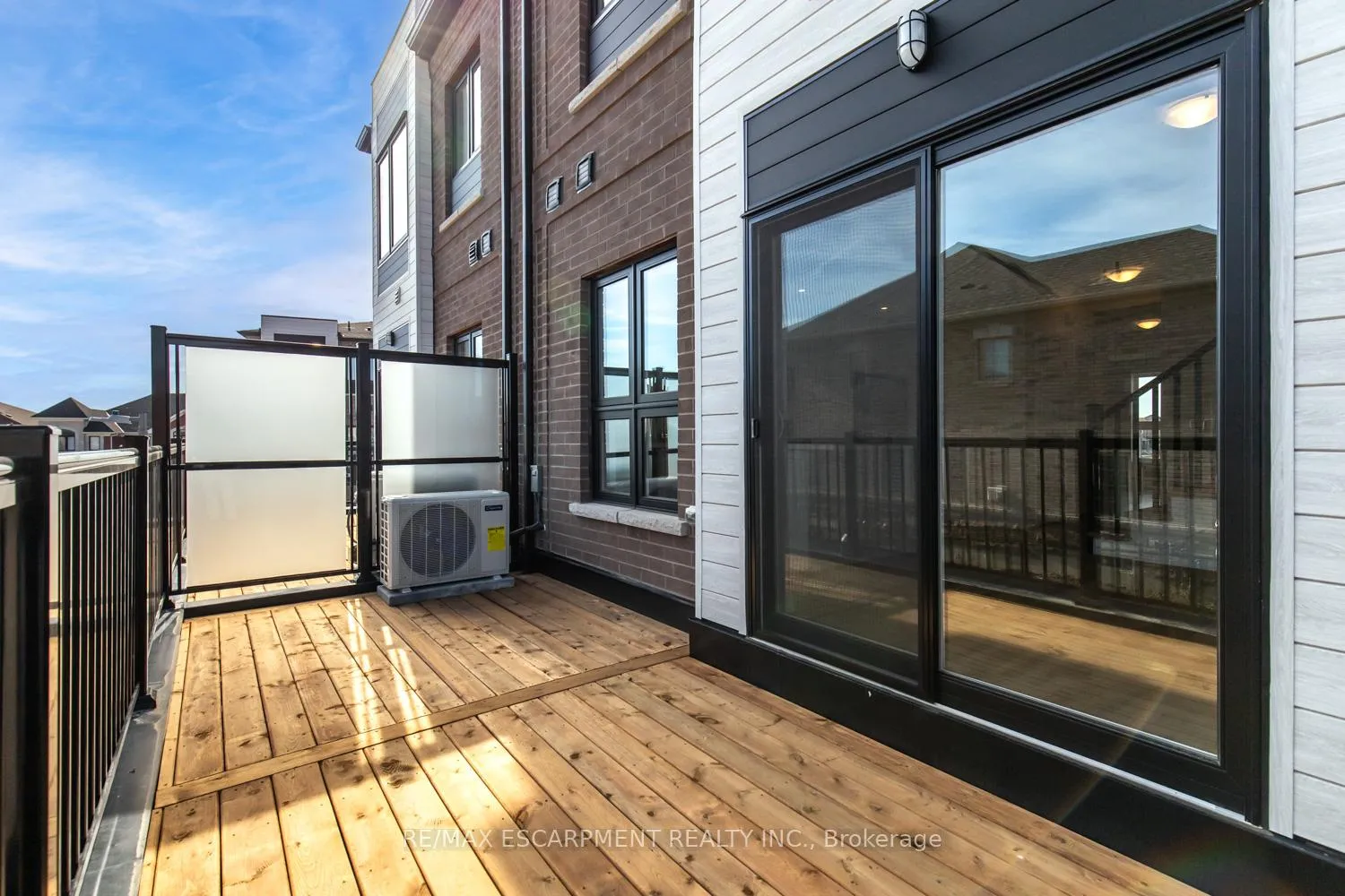 Photo 19 of Unit 37, 70 Kenesky Drive, Hamilton, Waterdown — HOMEH
