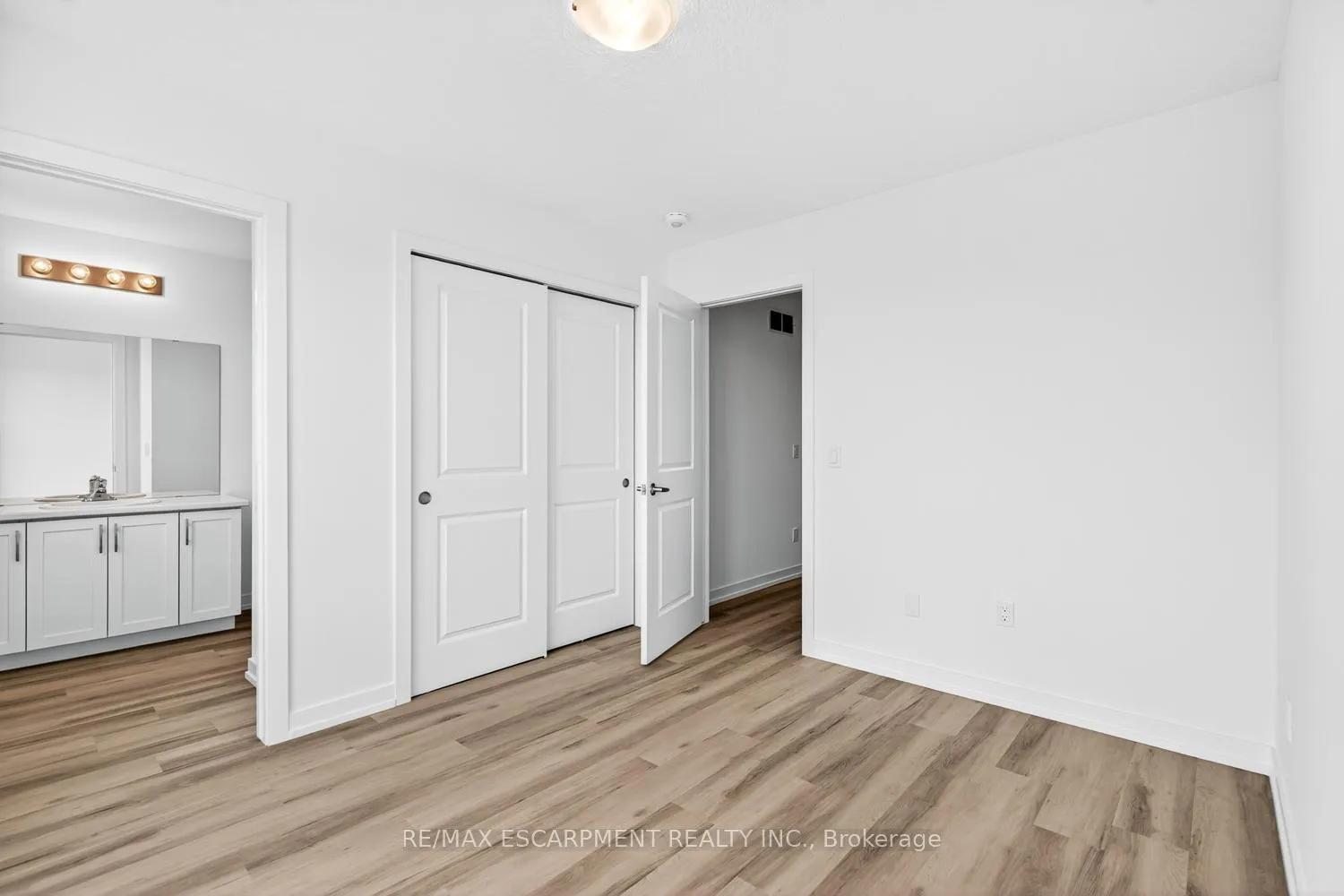 Photo 27 of Unit 37, 70 Kenesky Drive, Hamilton, Waterdown — HOMEH