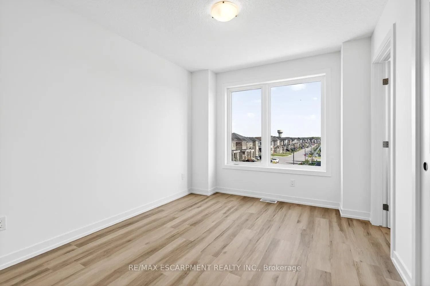 Photo 28 of Unit 37, 70 Kenesky Drive, Hamilton, Waterdown — HOMEH
