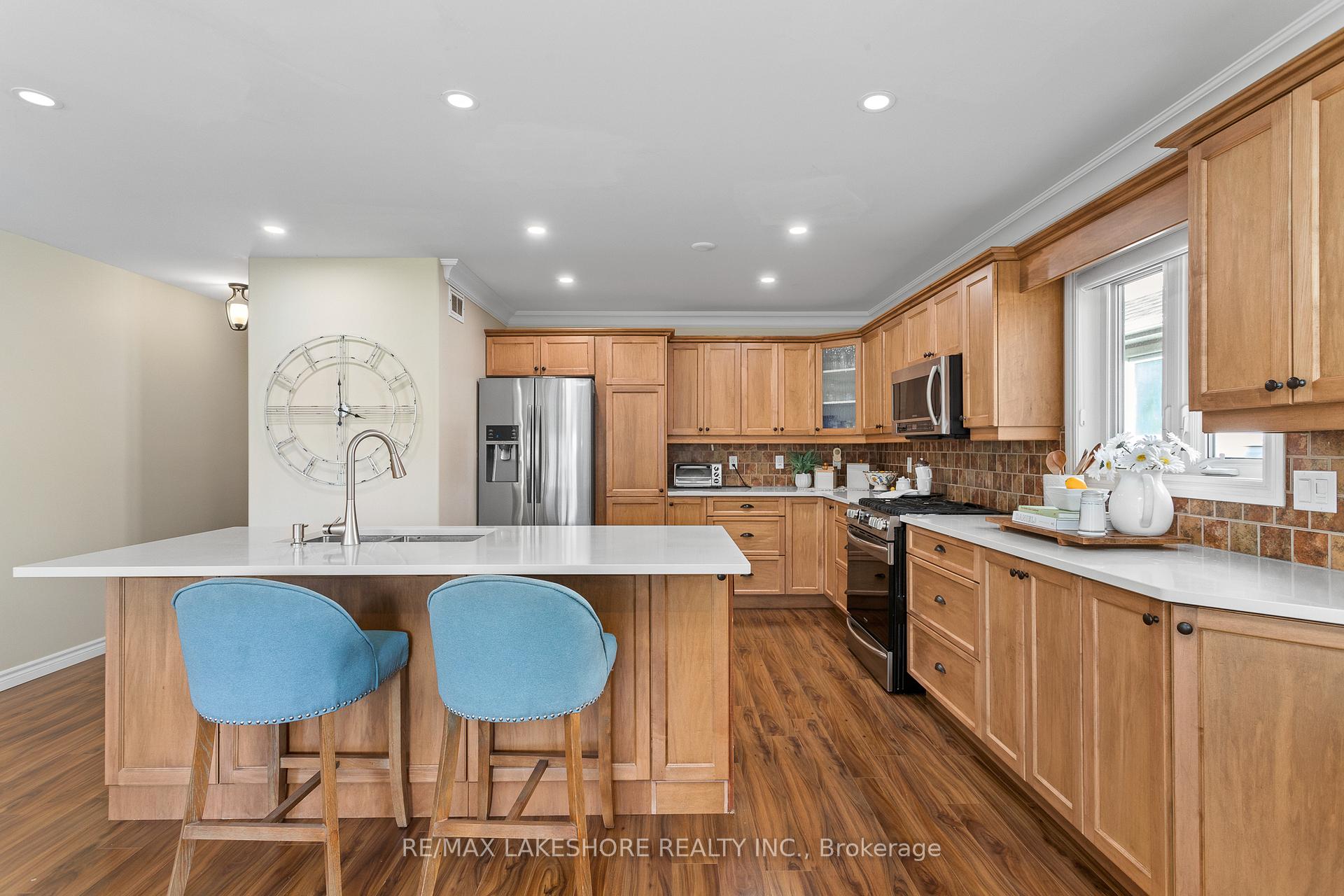 Photo 7 of 45 Ward Drive, Brighton — HOMEH