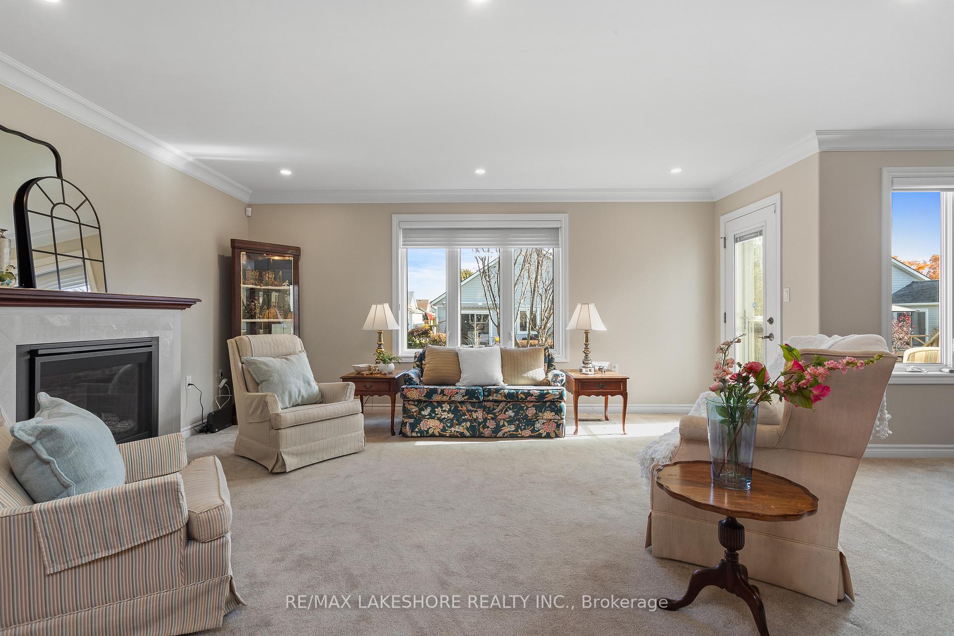 Photo 10 of 45 Ward Drive, Brighton — HOMEH