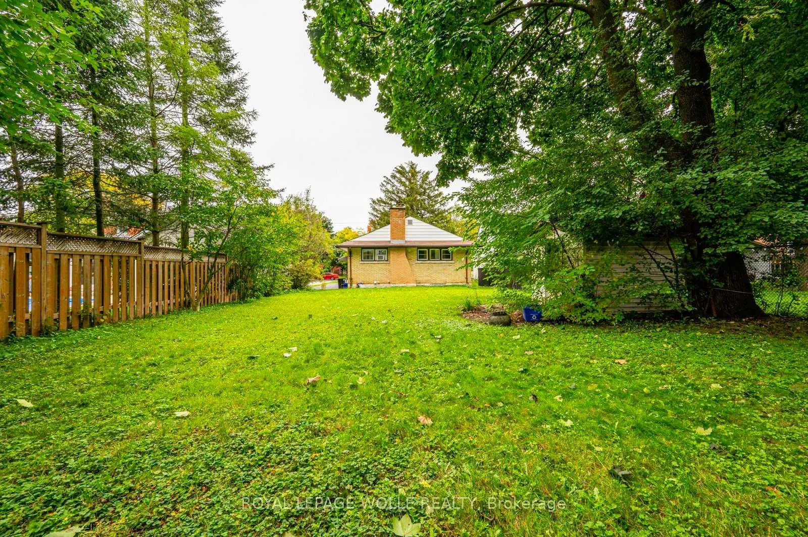 Photo 14 of Unit B, 200 Sheldon Avenue, Kitchener — HOMEH