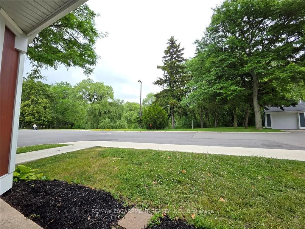 Photo 23 of 1 Szollosy Circle, Hamilton, Kennedy — HOMEH