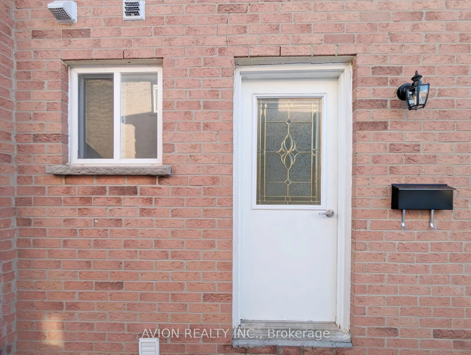 Photo 3 of Unit BSMT, 28 Michener Crescent, Markham, Raymerville — HOMEH