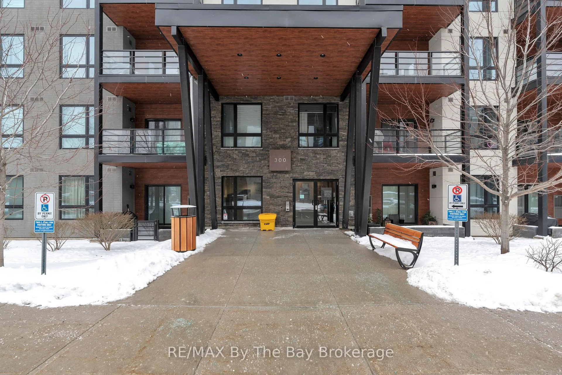 Photo 1 of Unit 309, 300 Essa Road, Barrie, 400 West — HOMEH