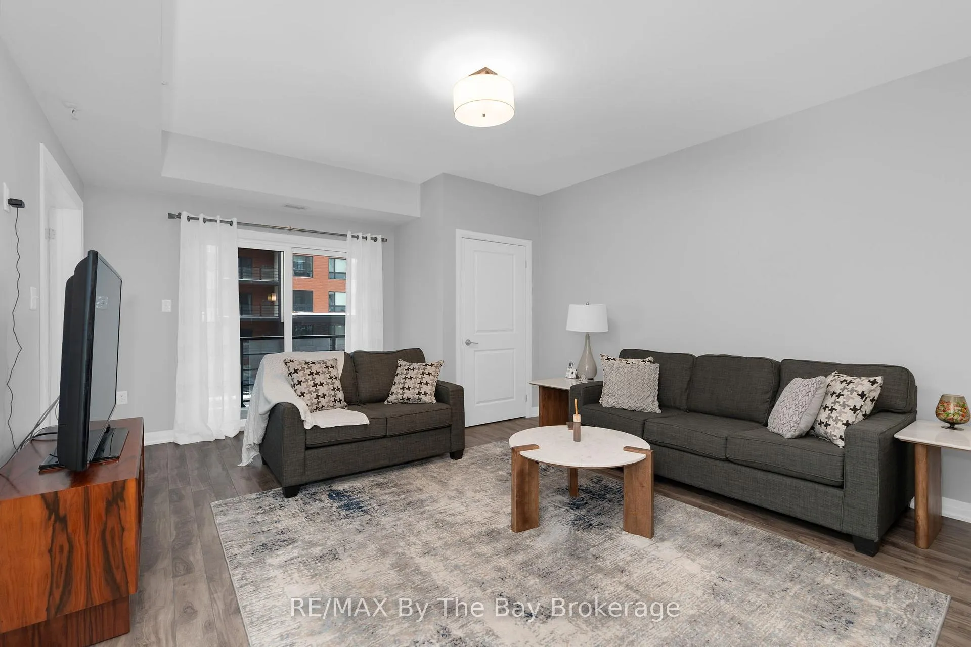 Photo 7 of Unit 309, 300 Essa Road, Barrie, 400 West — HOMEH