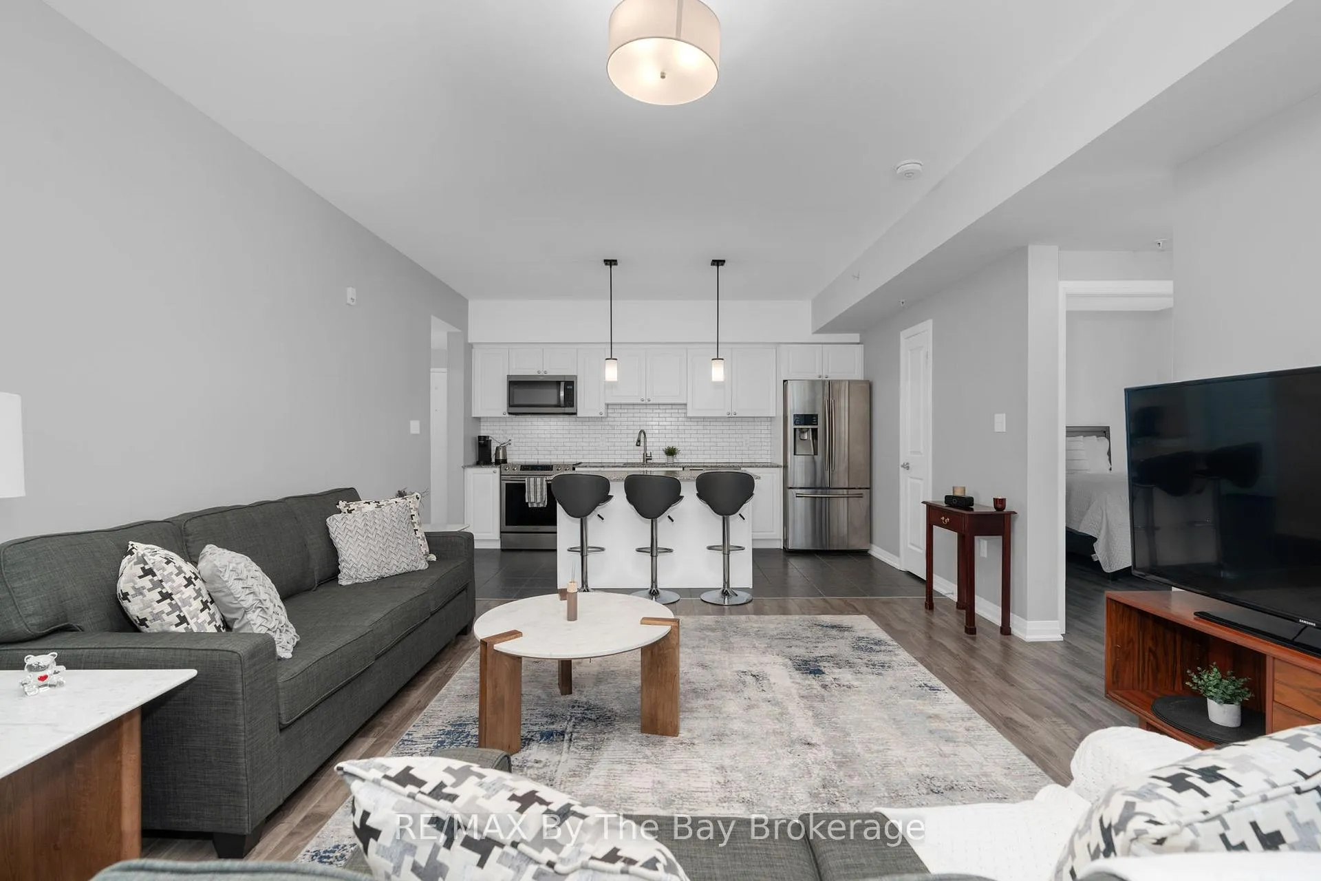 Photo 8 of Unit 309, 300 Essa Road, Barrie, 400 West — HOMEH