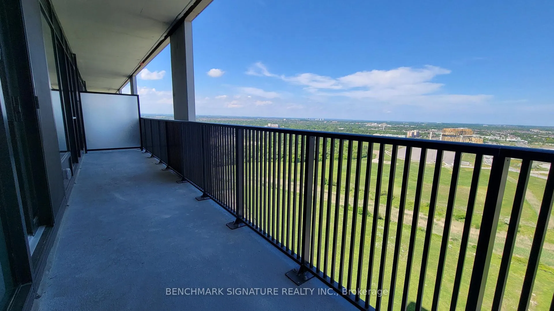 Photo 2 of Unit 2320, 56 Andre De Grasse Street, Markham, Unionville — HOMEH