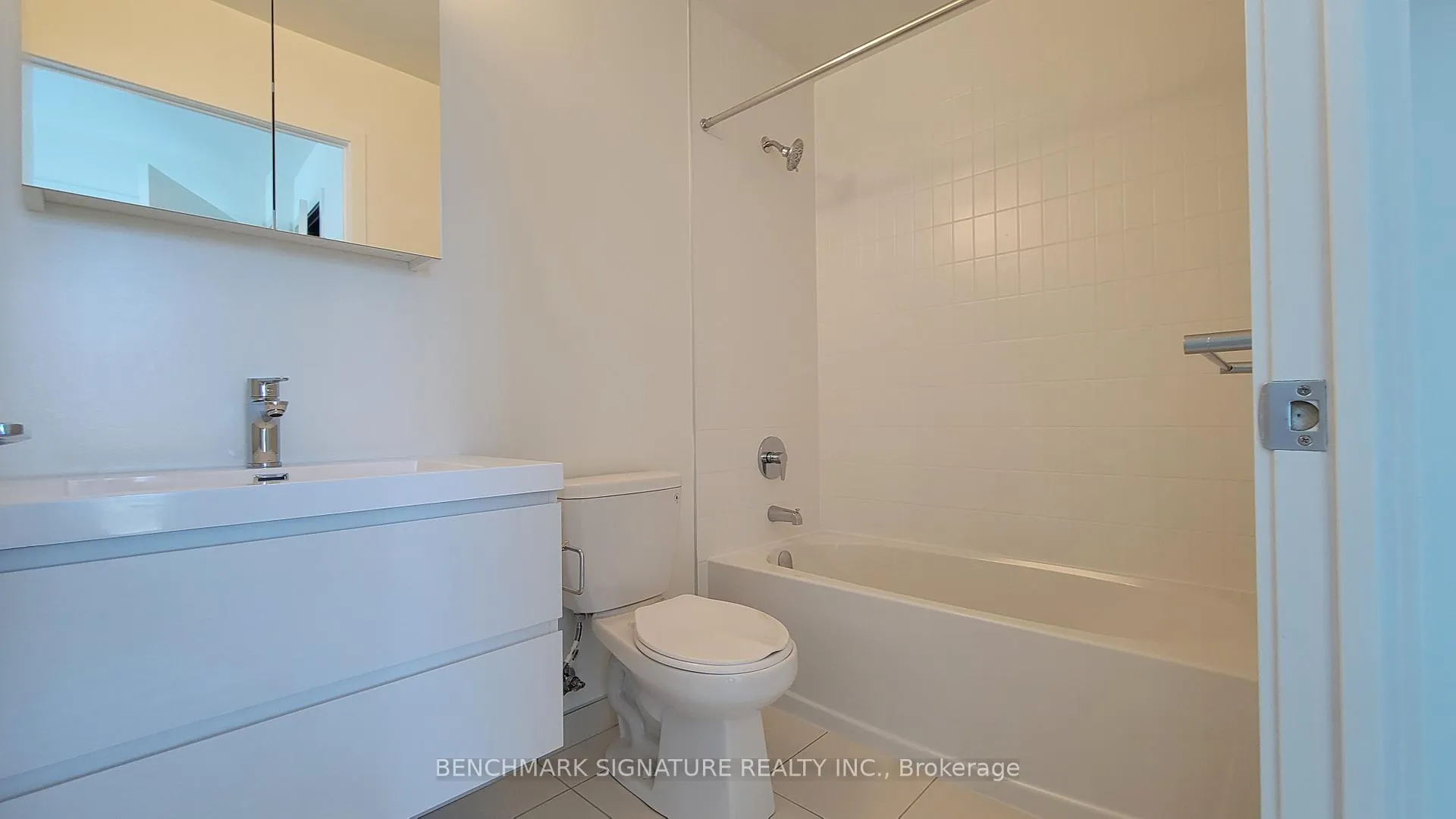 Photo 9 of Unit 2320, 56 Andre De Grasse Street, Markham, Unionville — HOMEH