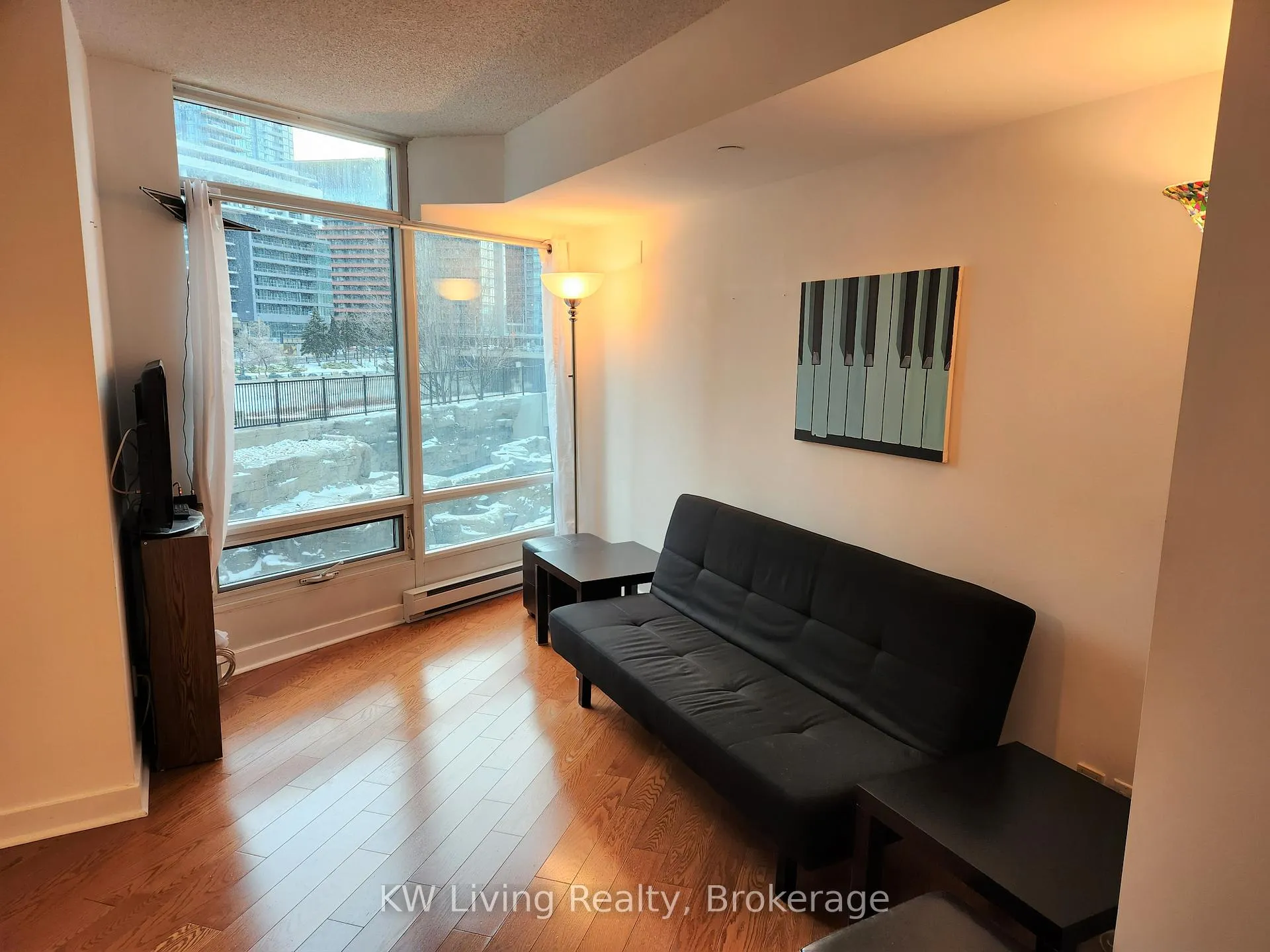 Photo 4 of Unit 331, 361 Front Street W, Toronto, Waterfront Communities — HOMEH
