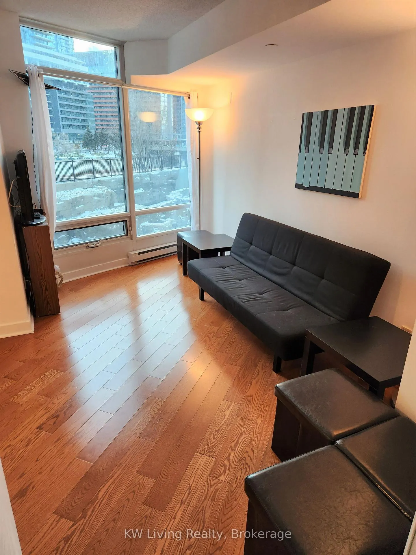 Photo 5 of Unit 331, 361 Front Street W, Toronto, Waterfront Communities — HOMEH