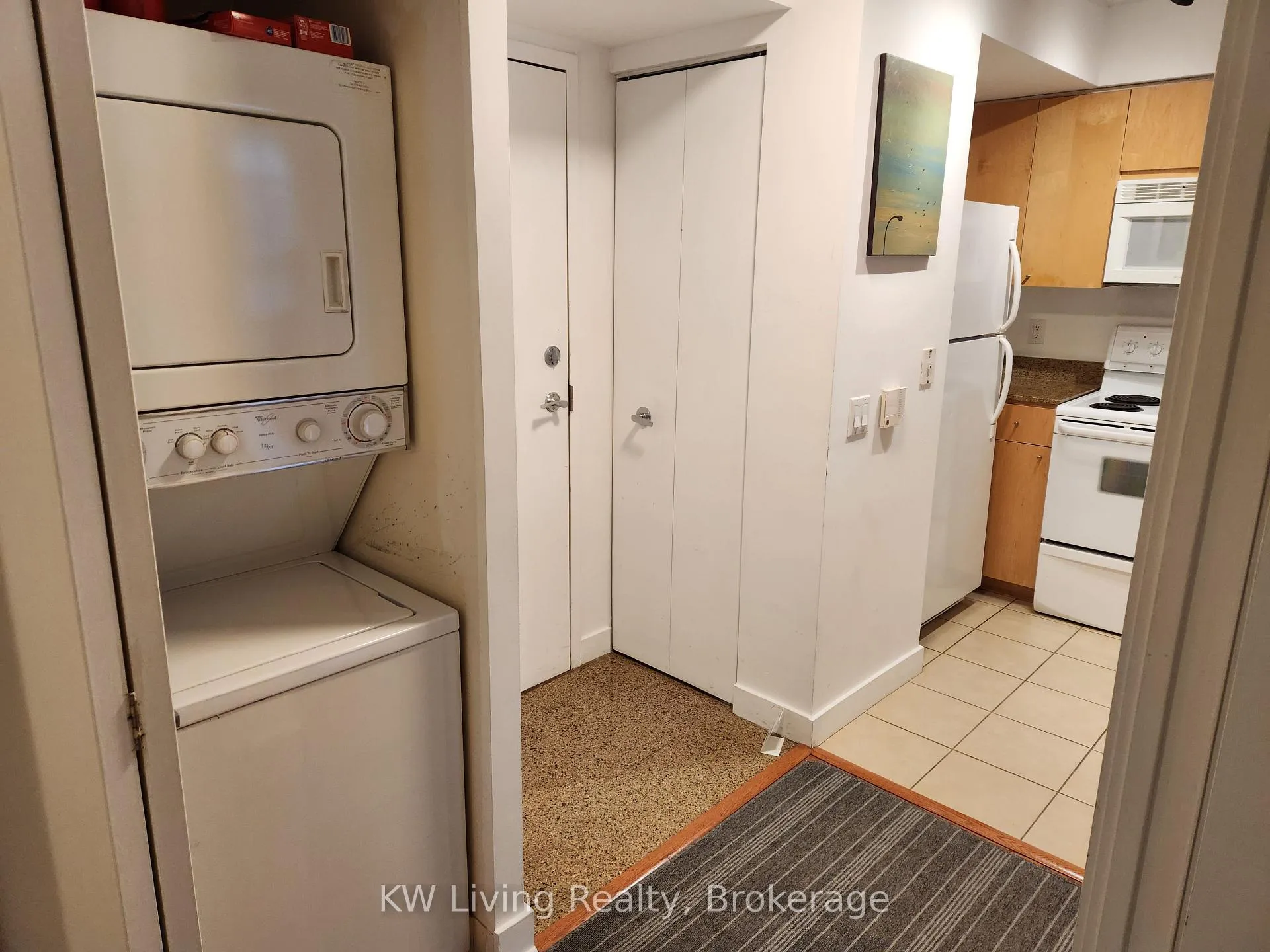 Photo 15 of Unit 331, 361 Front Street W, Toronto, Waterfront Communities — HOMEH