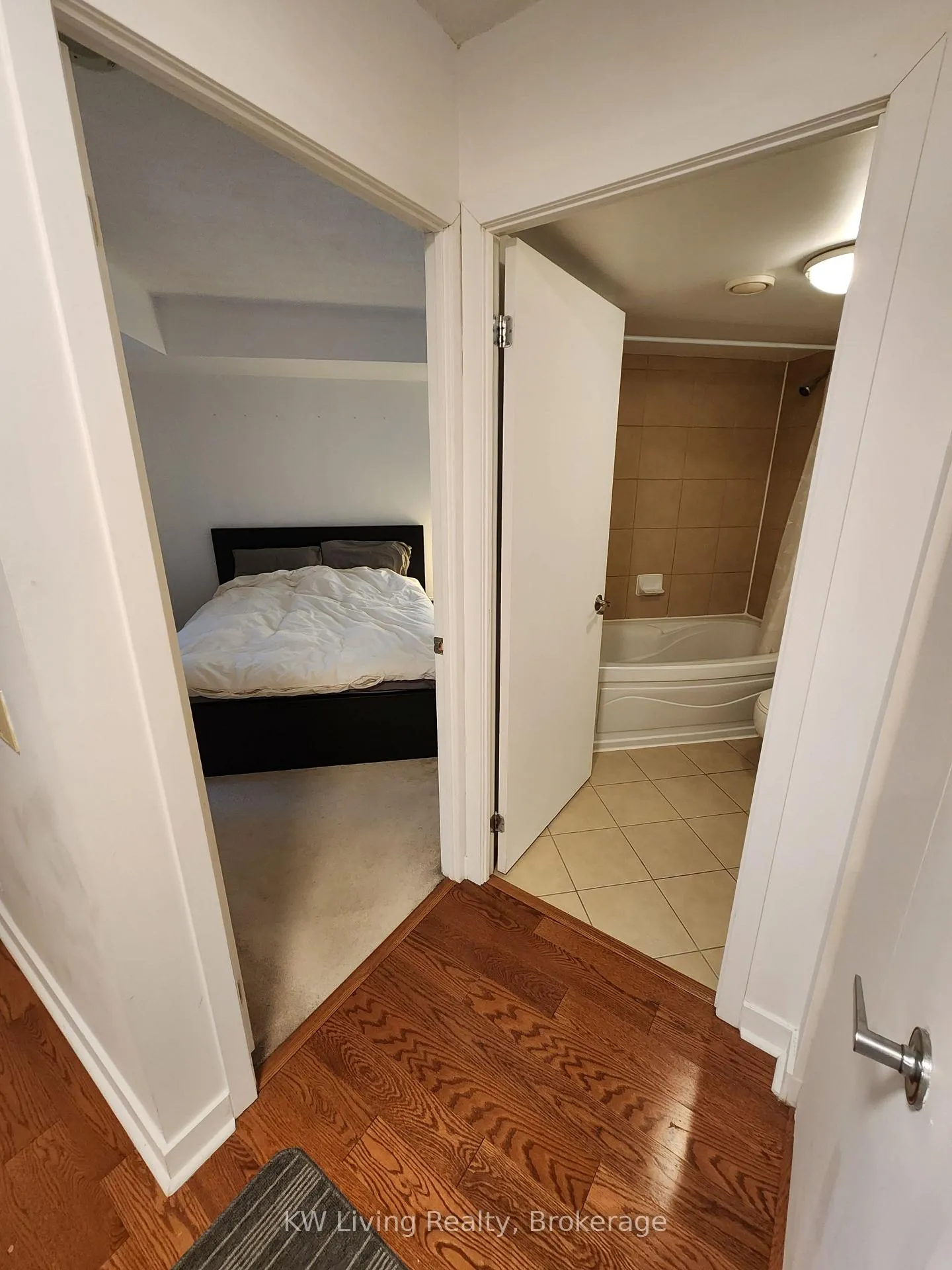 Photo 16 of Unit 331, 361 Front Street W, Toronto, Waterfront Communities — HOMEH