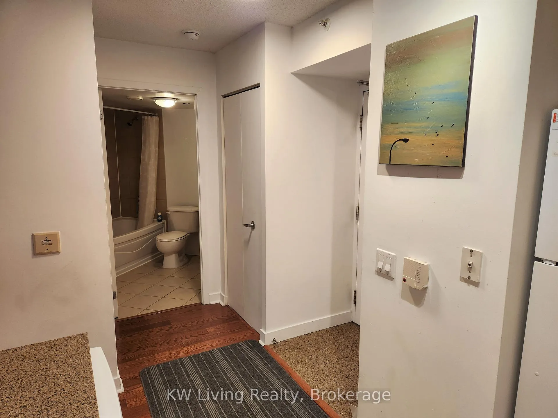 Photo 17 of Unit 331, 361 Front Street W, Toronto, Waterfront Communities — HOMEH