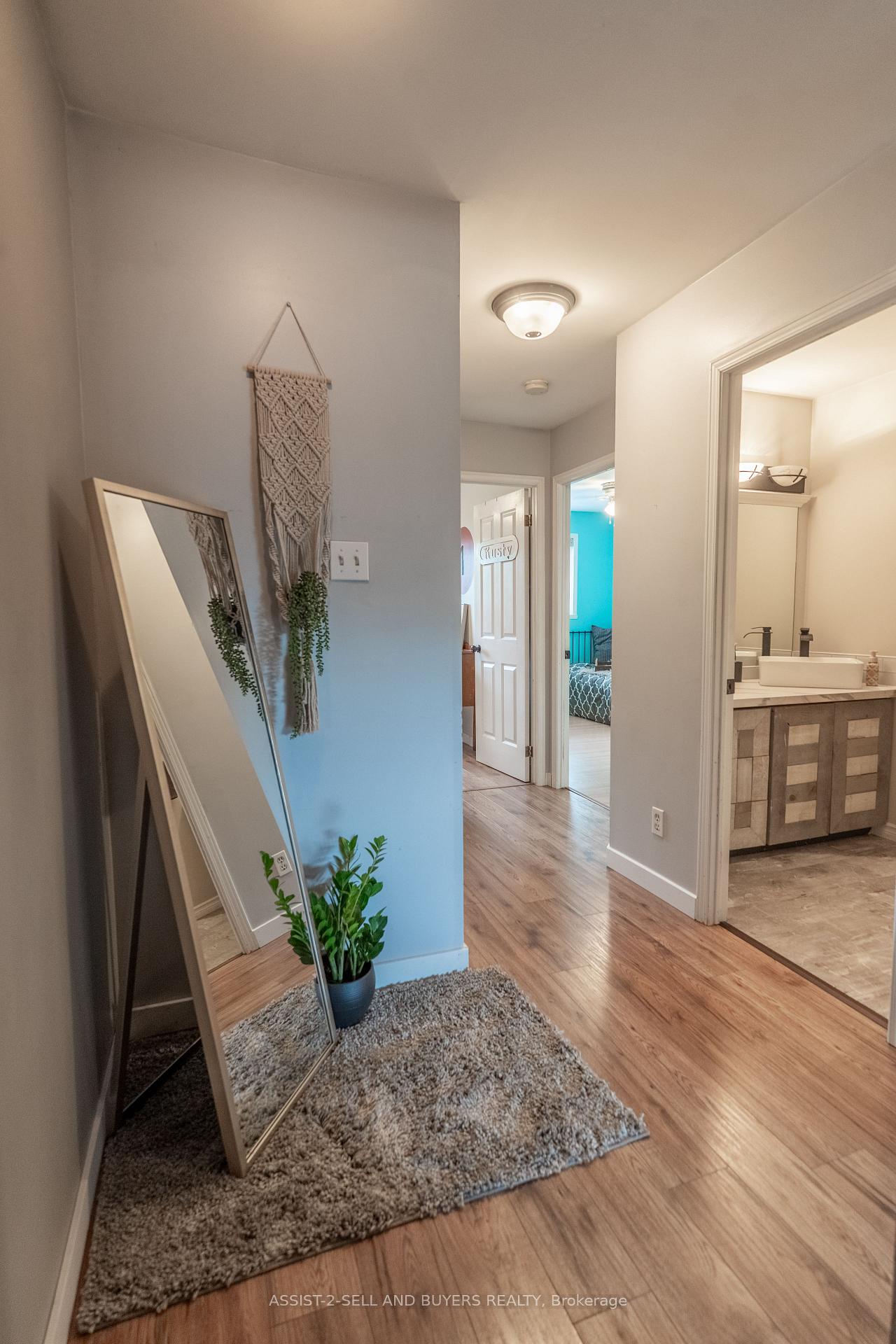 Photo 11 of 541 Mercier Avenue W, Cornwall — HOMEH