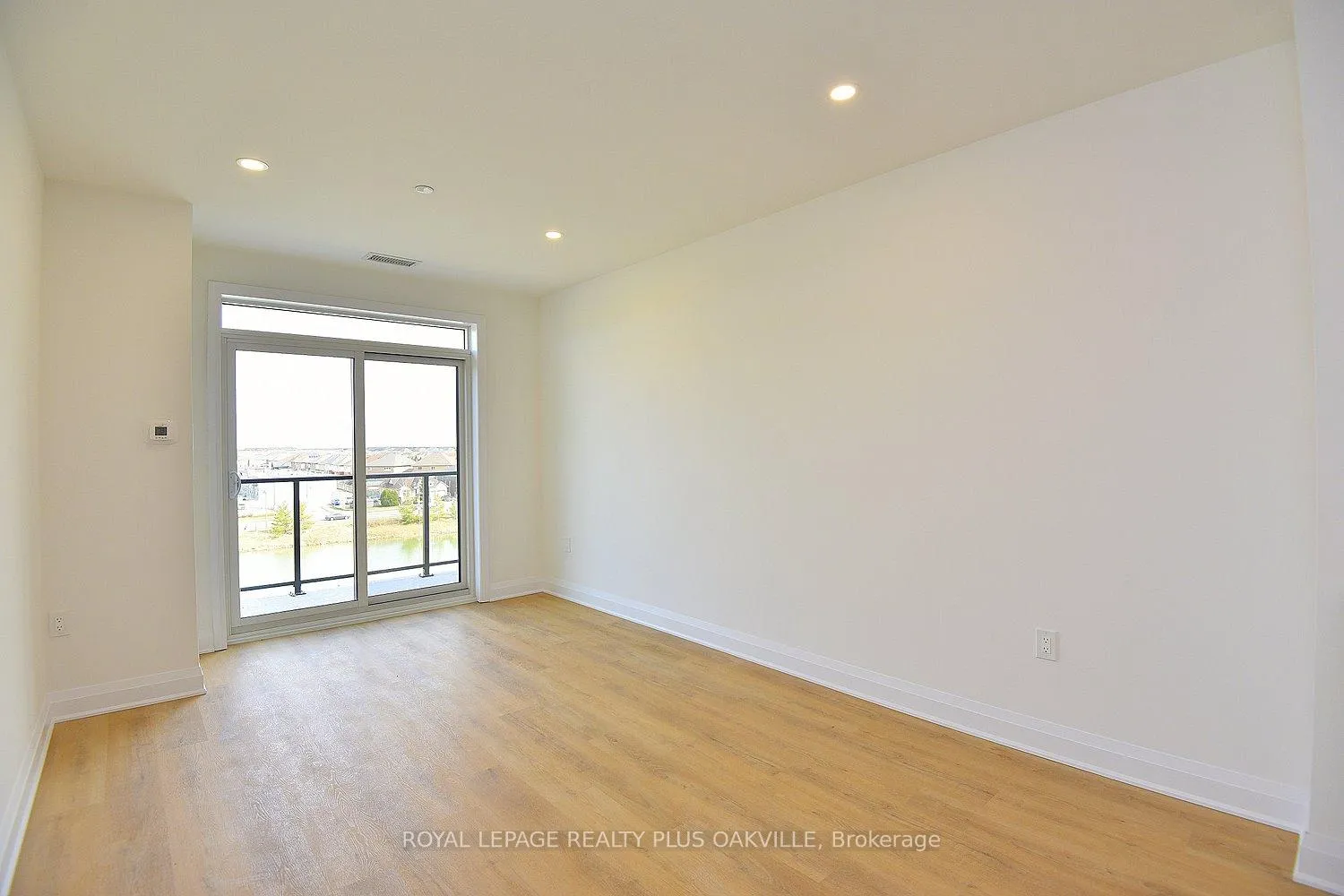 Photo 7 of Unit 513, 1936 Rymal Road E, Hamilton, Stoney Creek Mountain — HOMEH