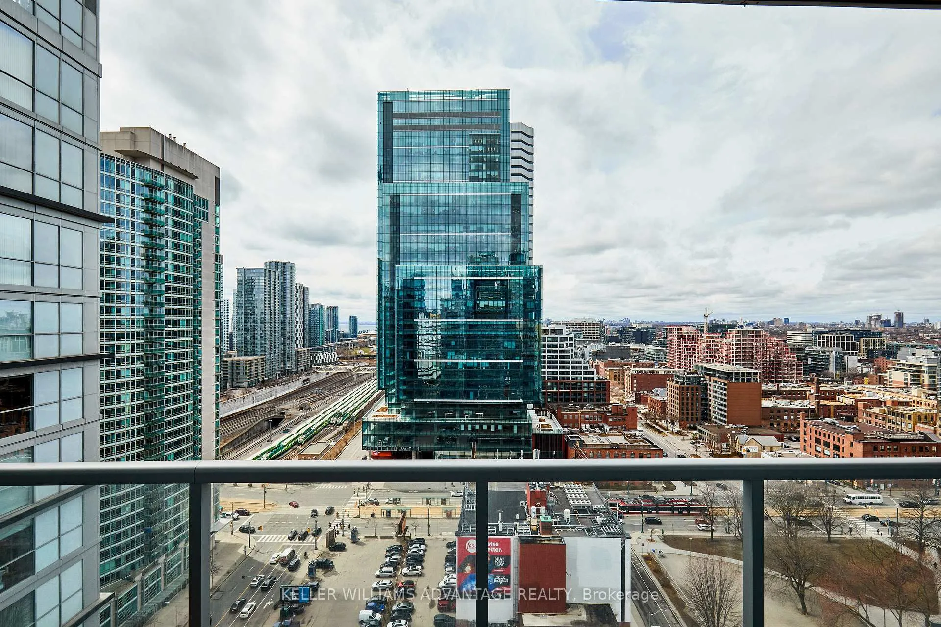 Photo 6 of Unit 2214S, 352 Front Street W, Toronto, Waterfront Communities — HOMEH