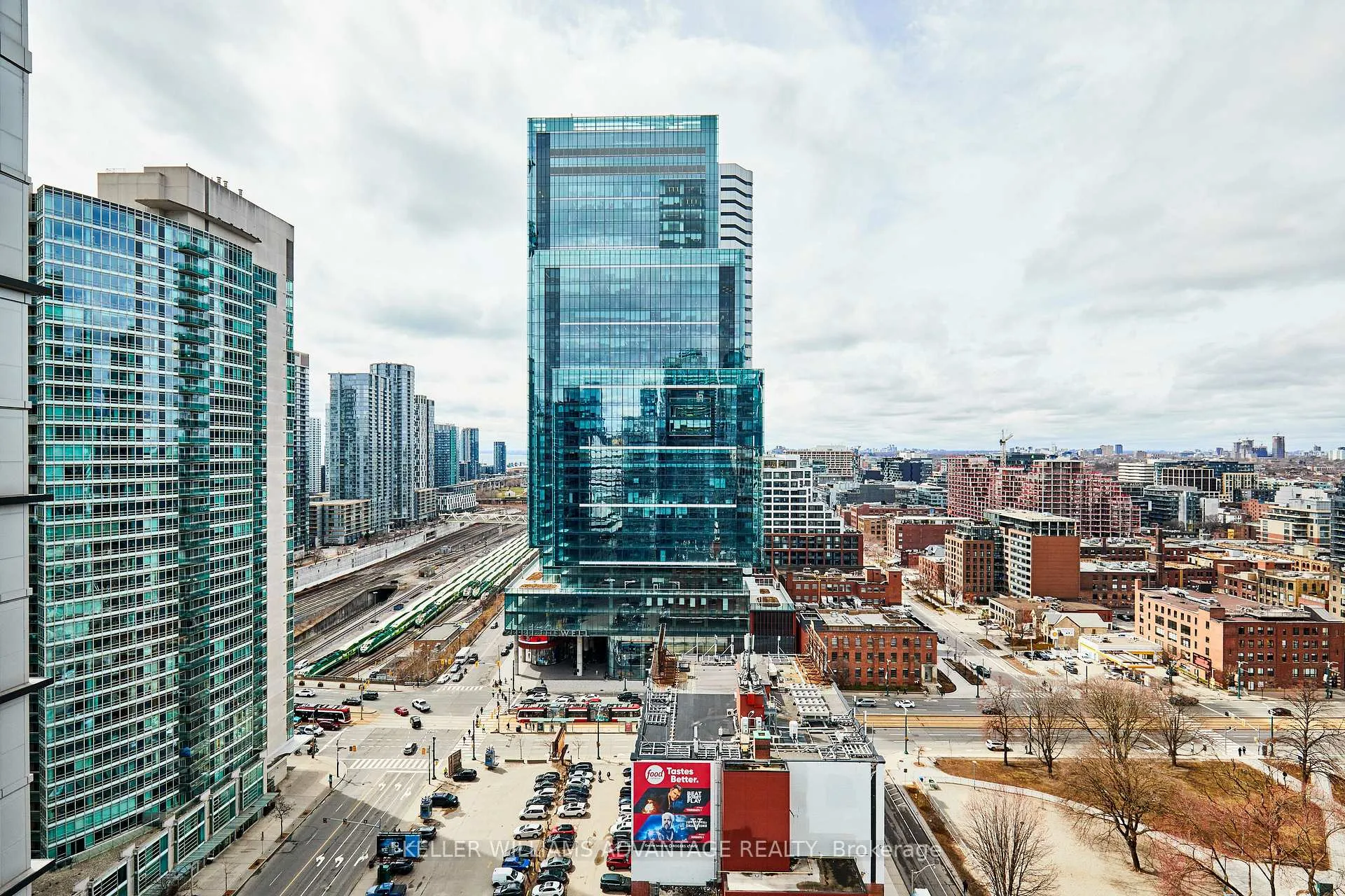 Photo 10 of Unit 2214S, 352 Front Street W, Toronto, Waterfront Communities — HOMEH