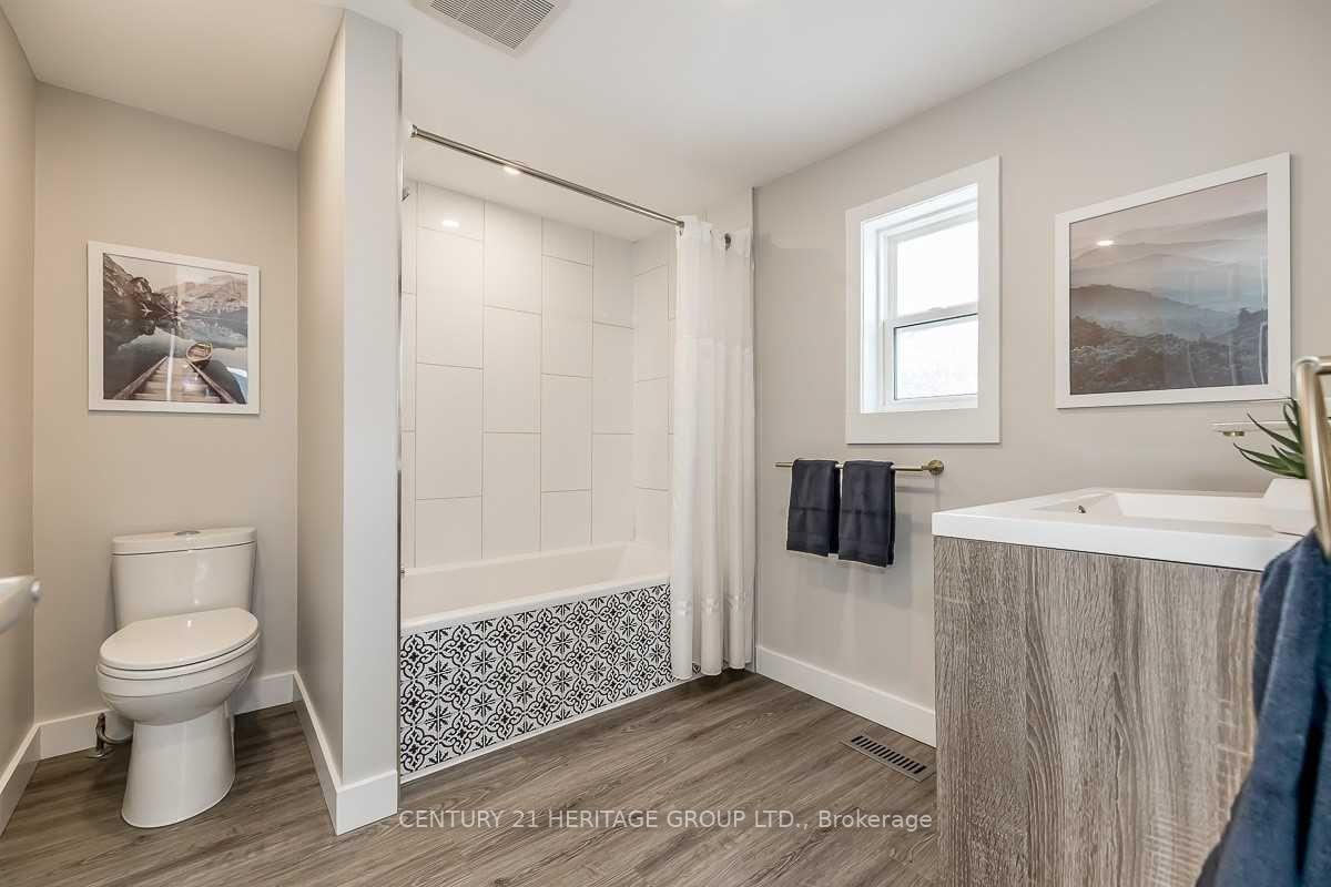 Photo 9 of 213 Pleasant Boulevard, Georgina, Keswick South — HOMEH