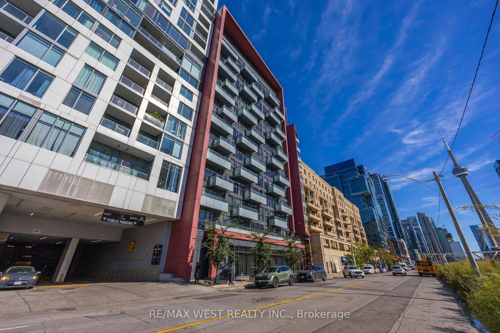 Photo 4 of Unit 521, 560 Front Street W, Toronto, Waterfront Communities — HOMEH