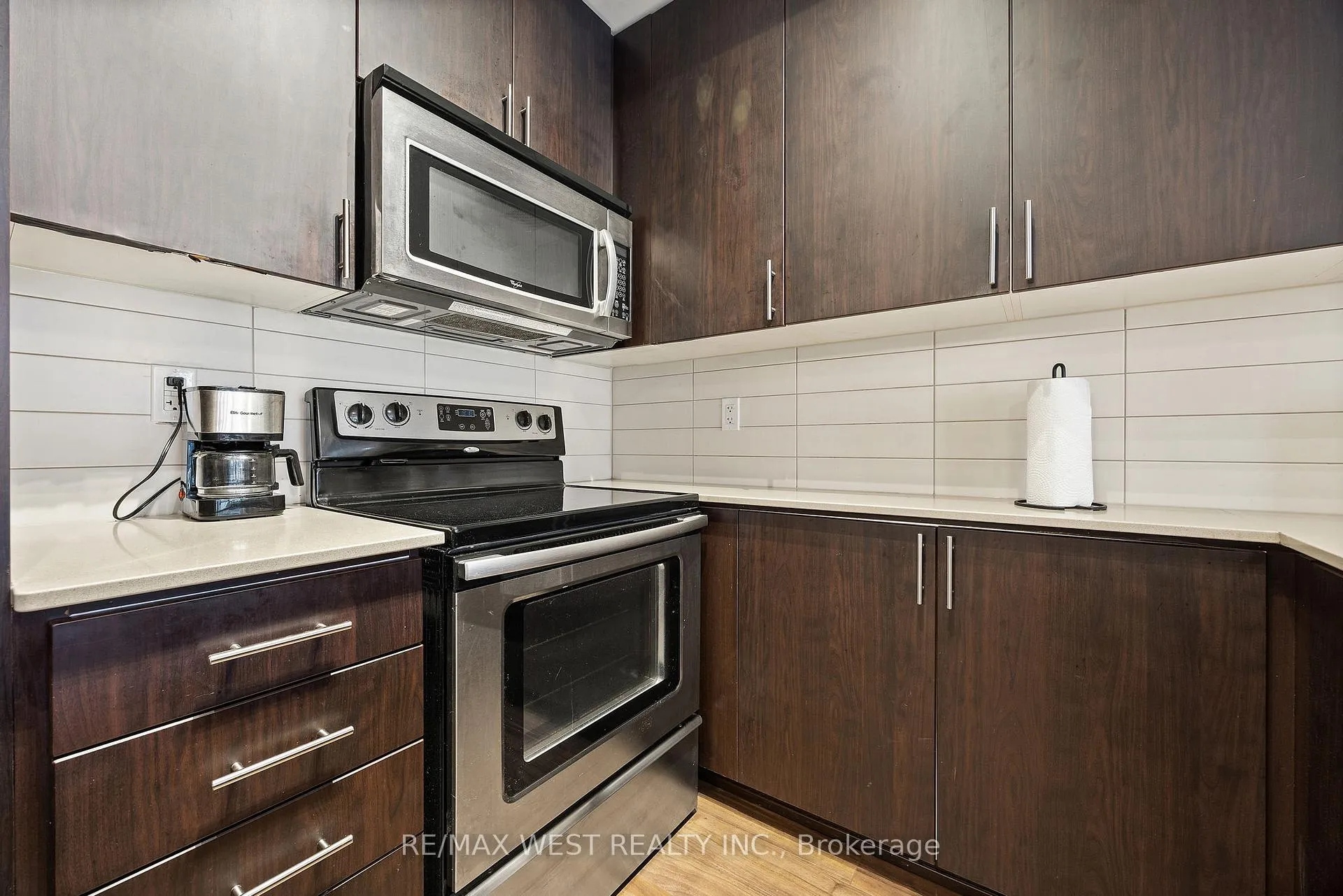 Photo 7 of Unit 521, 560 Front Street W, Toronto, Waterfront Communities — HOMEH