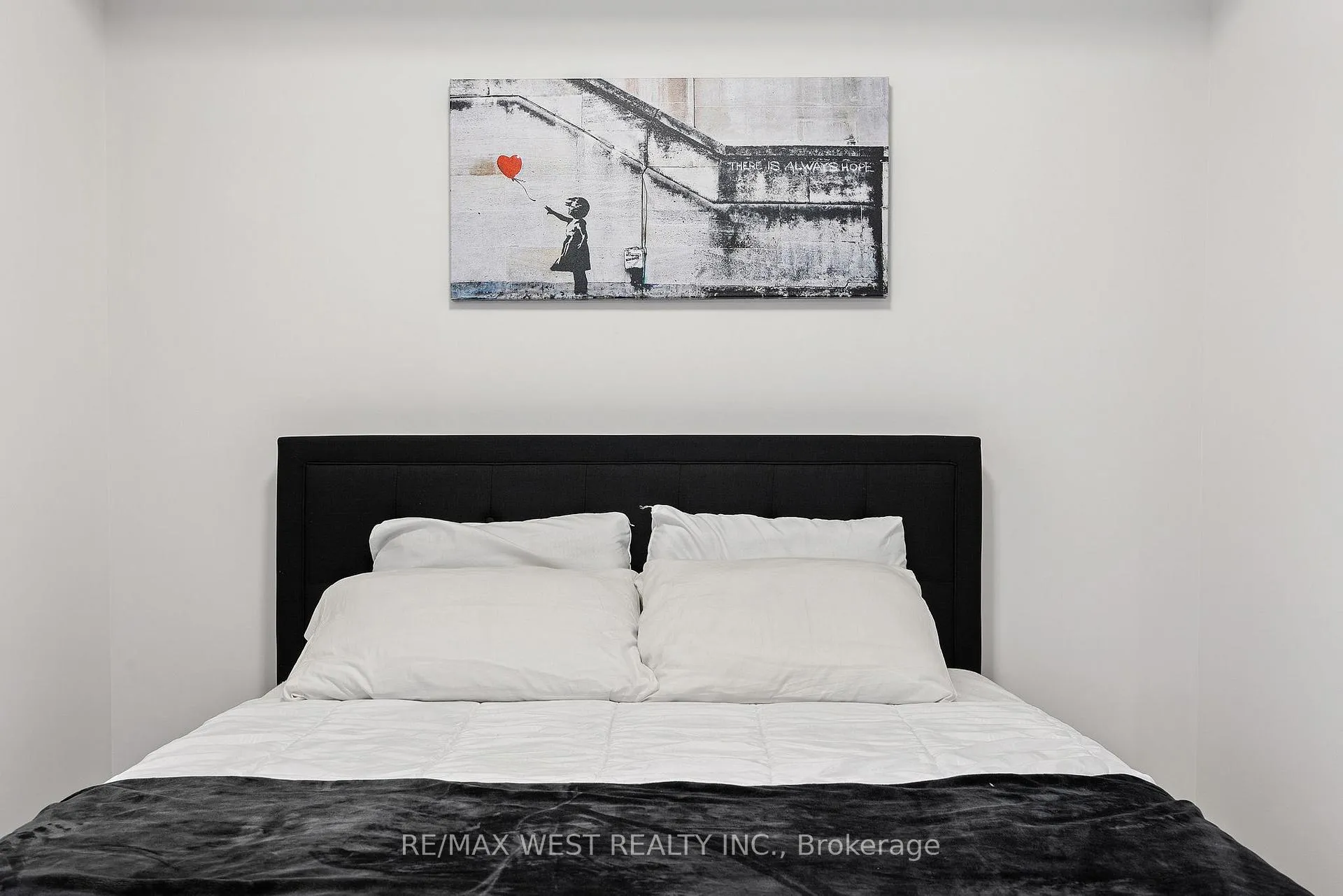 Photo 15 of Unit 521, 560 Front Street W, Toronto, Waterfront Communities — HOMEH