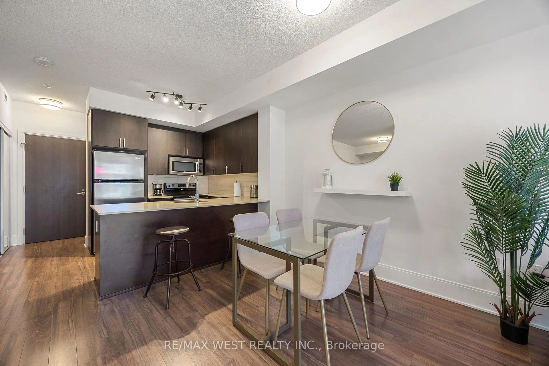 Photo 16 of Unit 521, 560 Front Street W, Toronto, Waterfront Communities — HOMEH