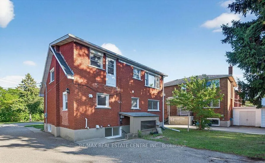Photo 14 of Unit Unit - B, 154 Montgomery Road, Kitchener — HOMEH