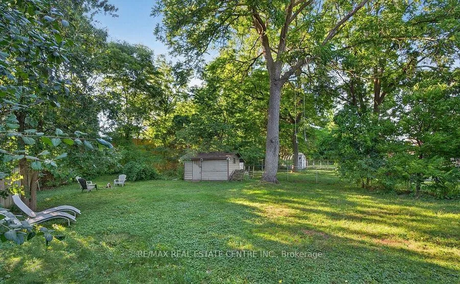 Photo 16 of Unit Unit - B, 154 Montgomery Road, Kitchener — HOMEH