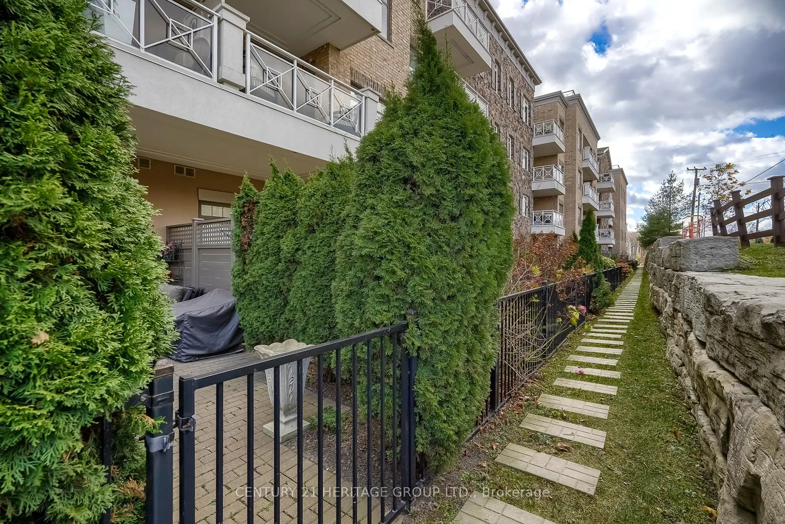 Photo 31 of Unit 130, 80 Burns Boulevard, King, King City — HOMEH