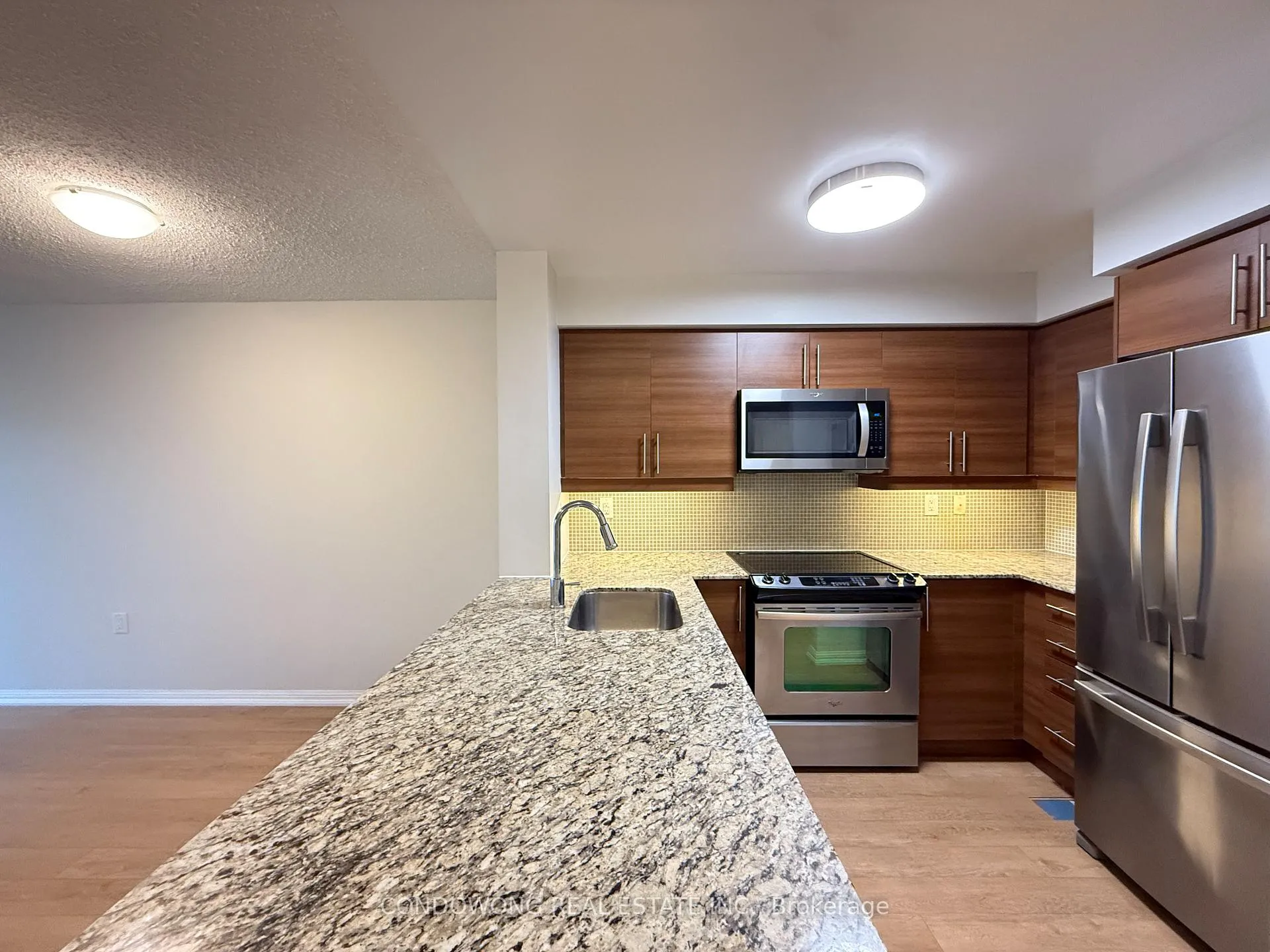Photo 3 of Unit 1003, 125 Western Battery Road, Toronto, Niagara — HOMEH