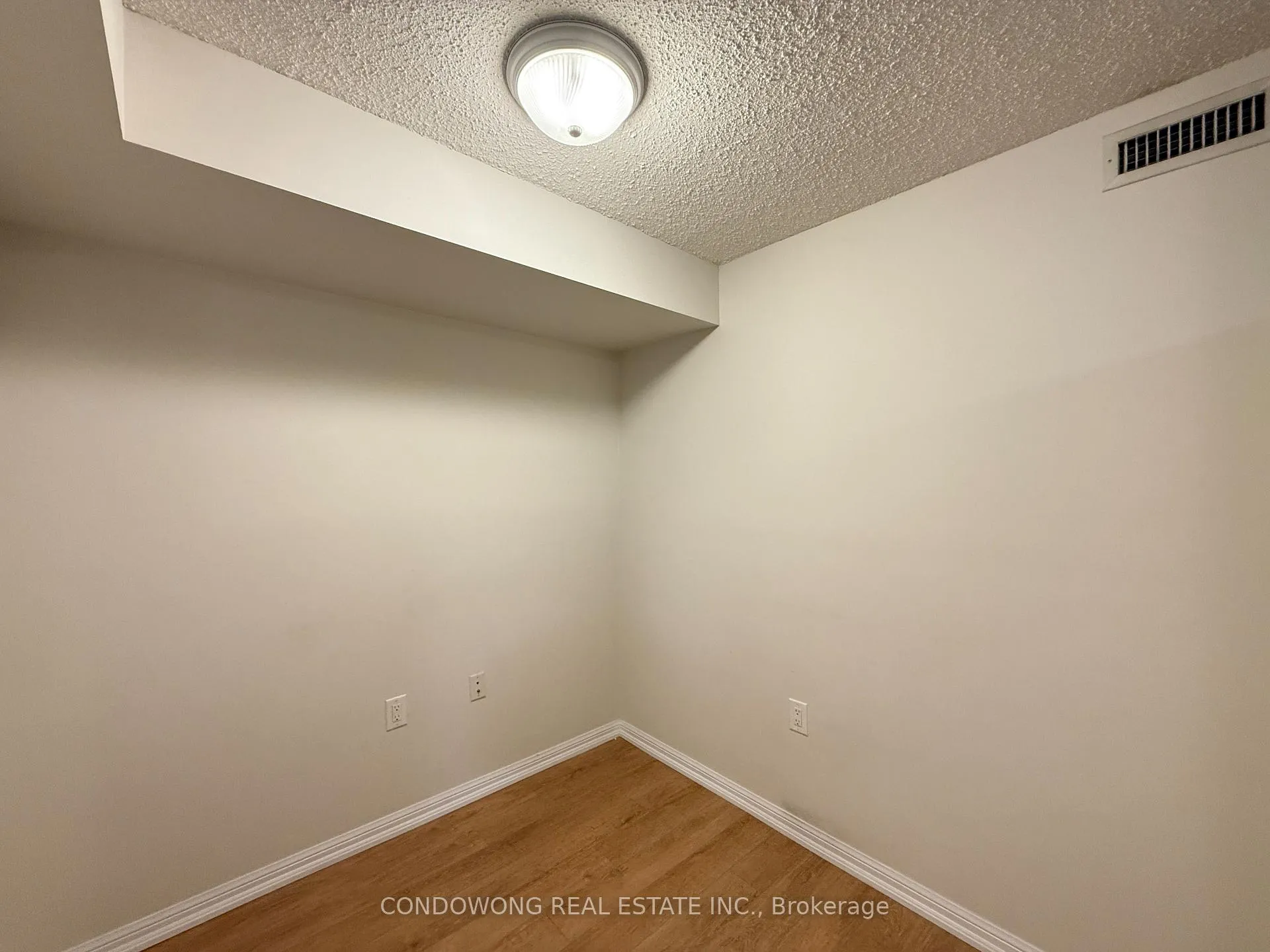Photo 9 of Unit 1003, 125 Western Battery Road, Toronto, Niagara — HOMEH