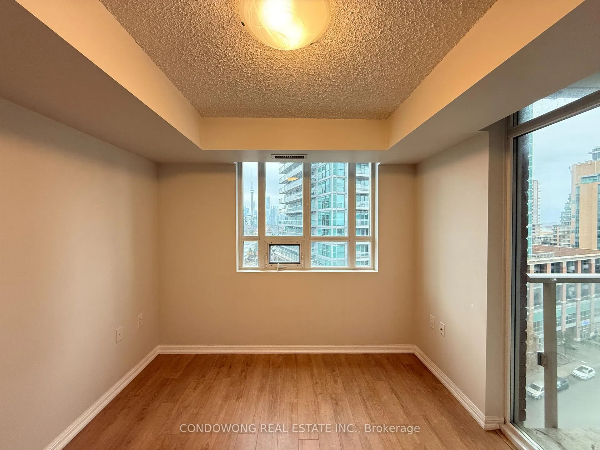 Photo 13 of Unit 1003, 125 Western Battery Road, Toronto, Niagara — HOMEH