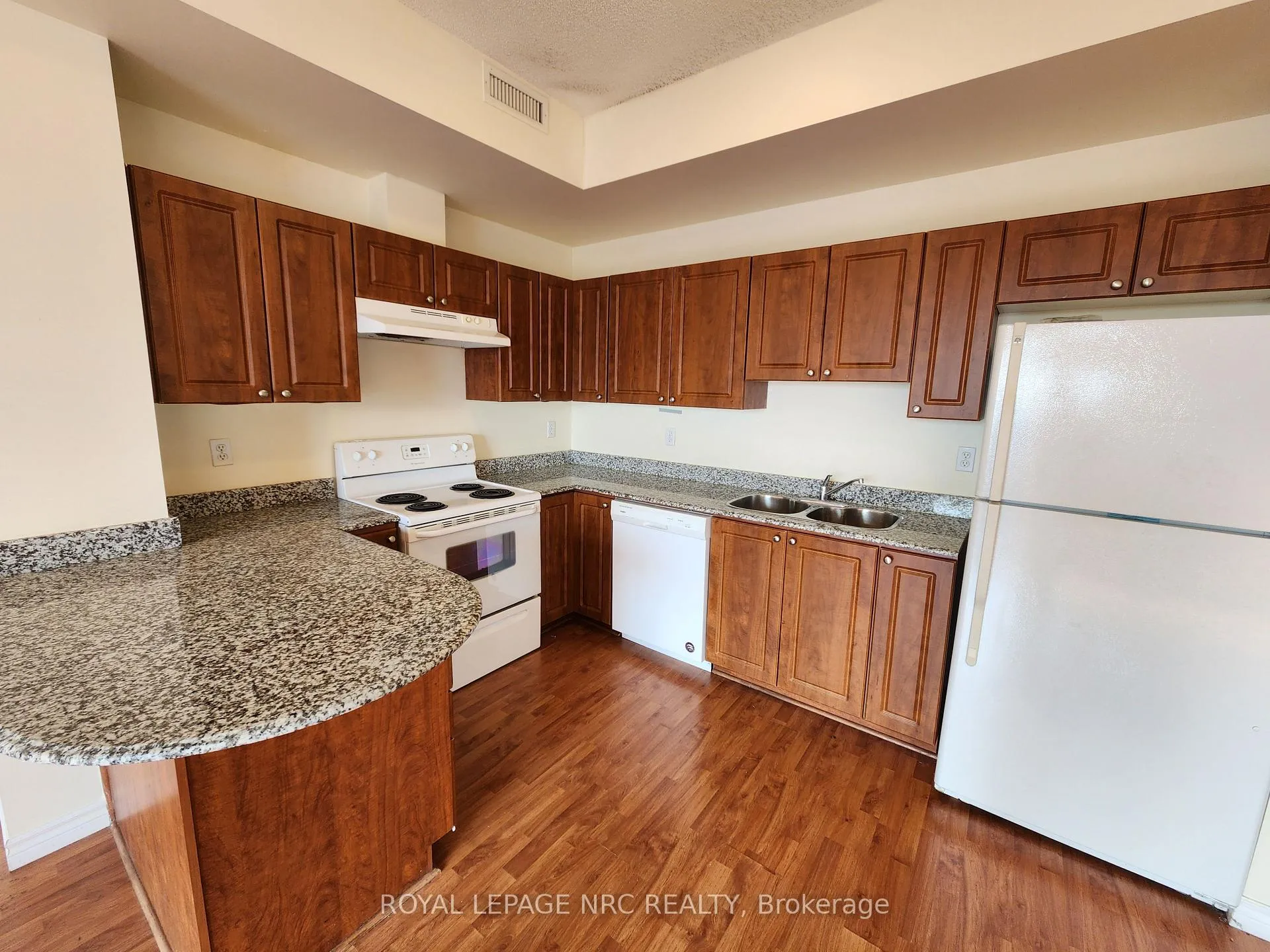 Photo 3 of Unit 12, 135 James Street S, Hamilton, Corktown — HOMEH