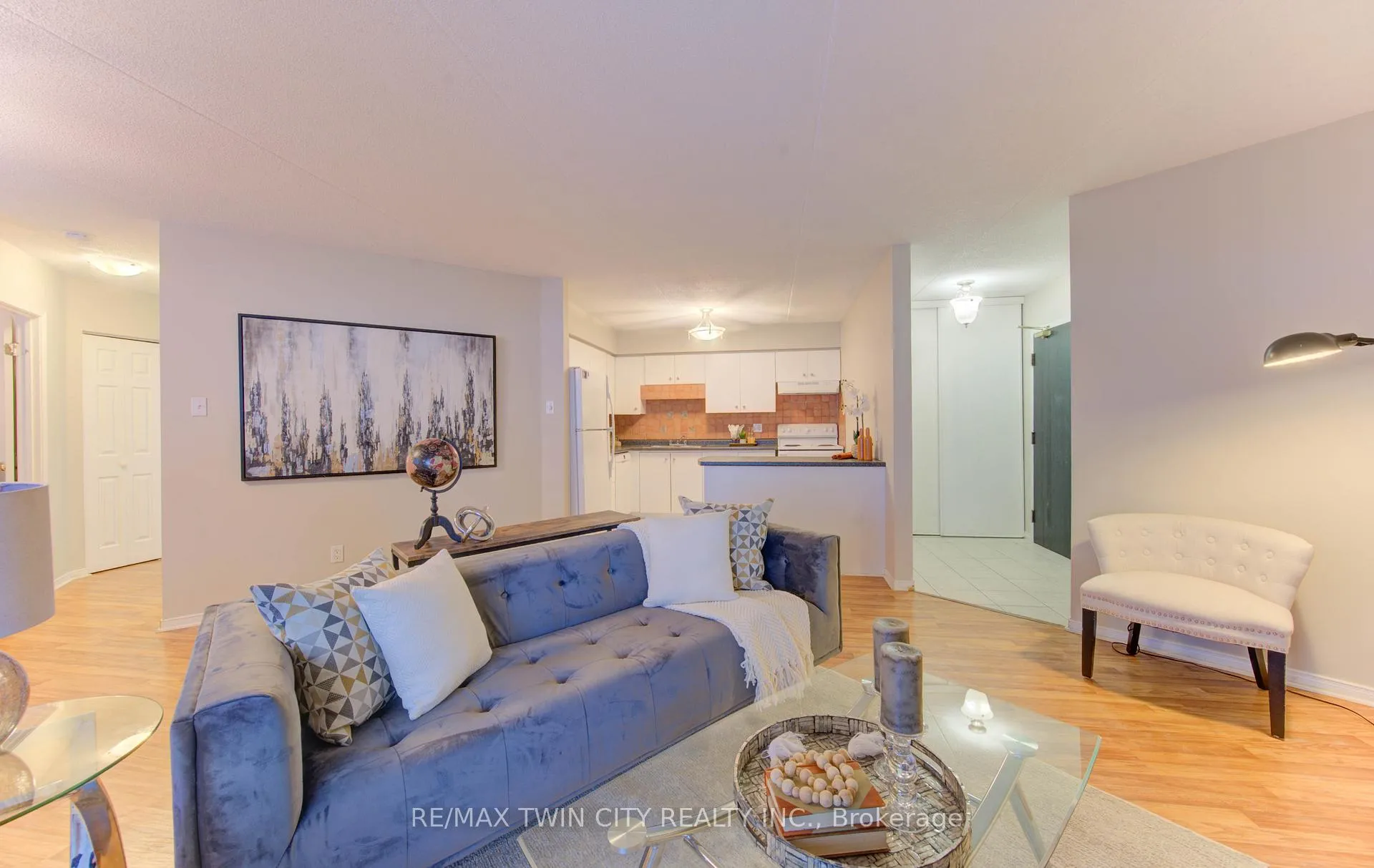 Photo 8 of Unit 50, 3085 Kingsway Drive, Waterloo — HOMEH