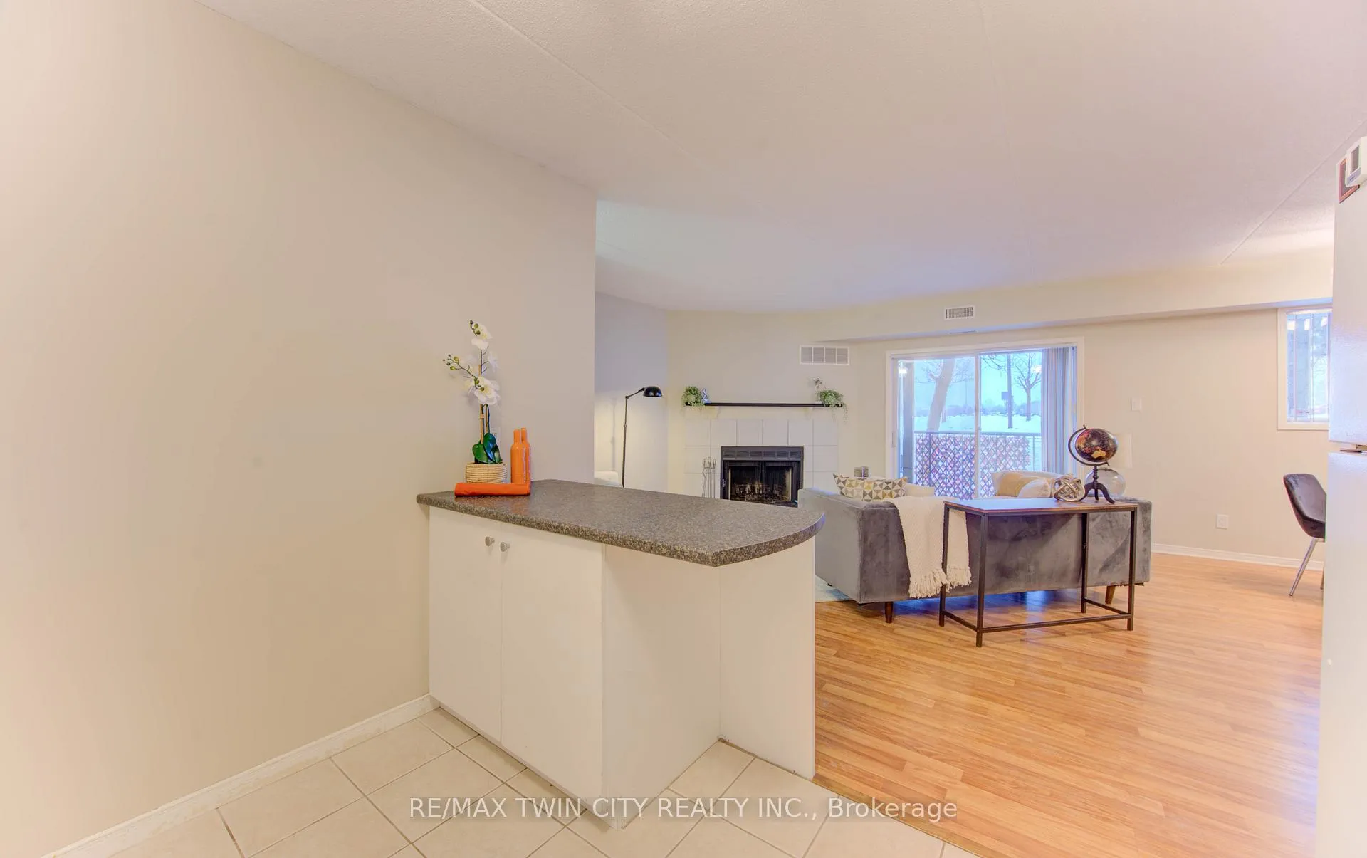 Photo 16 of Unit 50, 3085 Kingsway Drive, Waterloo — HOMEH
