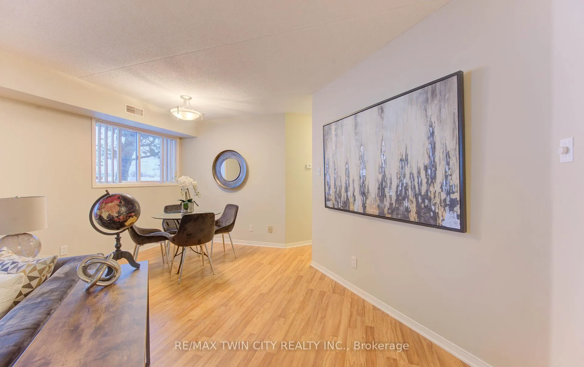 Photo 17 of Unit 50, 3085 Kingsway Drive, Waterloo — HOMEH