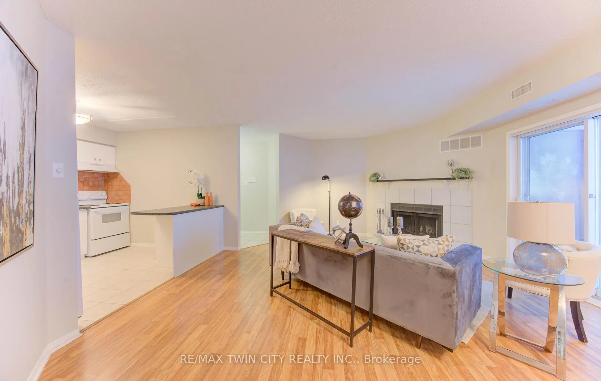 Photo 19 of Unit 50, 3085 Kingsway Drive, Waterloo — HOMEH