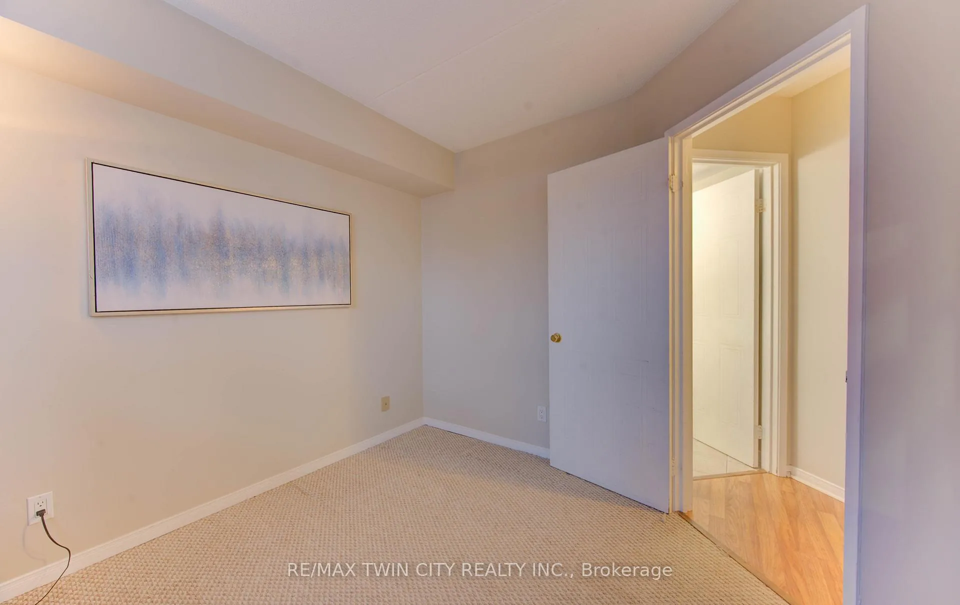Photo 26 of Unit 50, 3085 Kingsway Drive, Waterloo — HOMEH