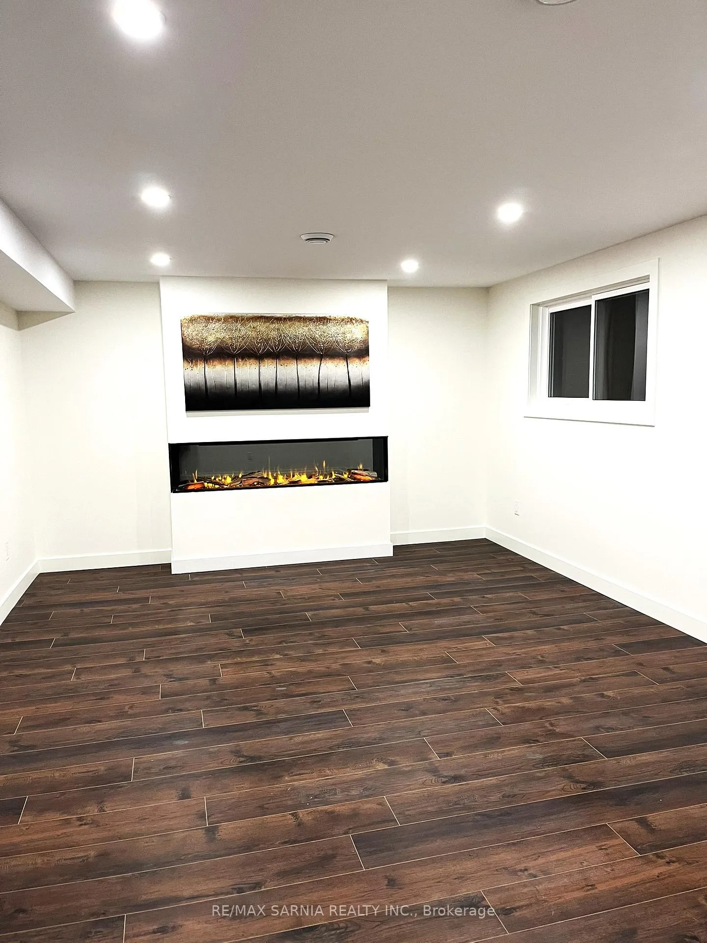 Photo 22 of 125 Templeton Crescent, St. Clair — HOMEH