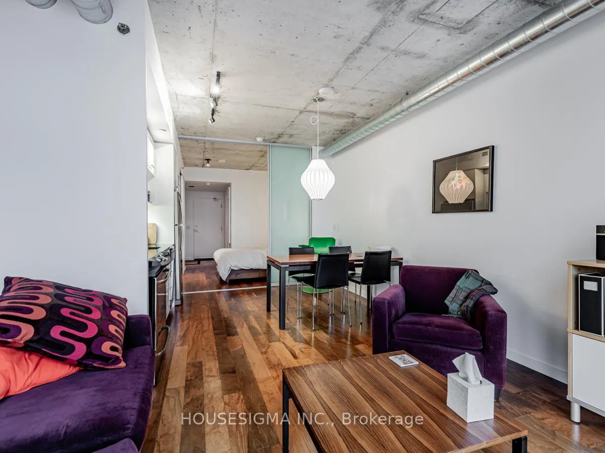 Photo 10 of Unit 822, 32 Trolley Crescent, Toronto, Moss Park — HOMEH